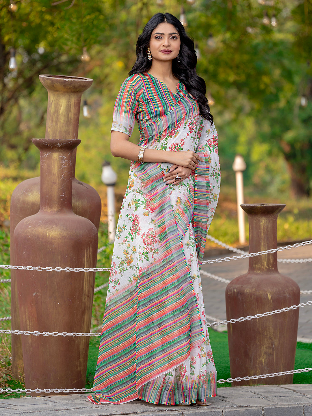 White Linen Elegant Printed Designer Saree