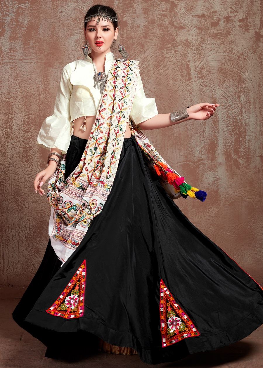 Black And White Navratri Chaniya Choli With Gamthi Work Butta And Tassels Lace