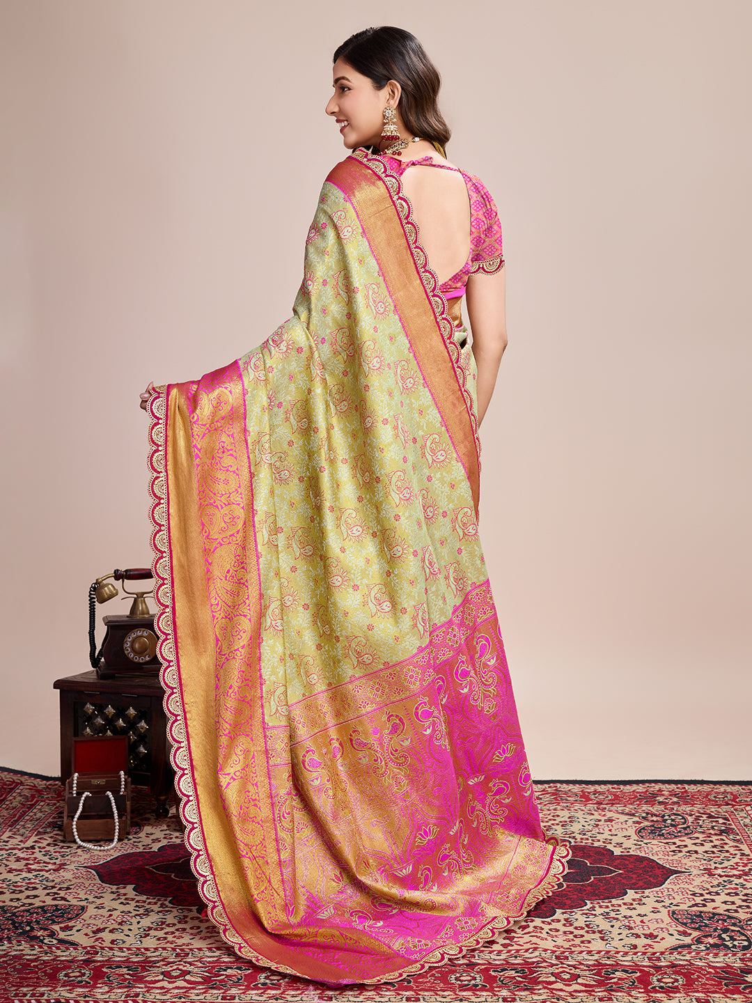Beige Beautiful Soft Silk Woven Jari Designer Saree