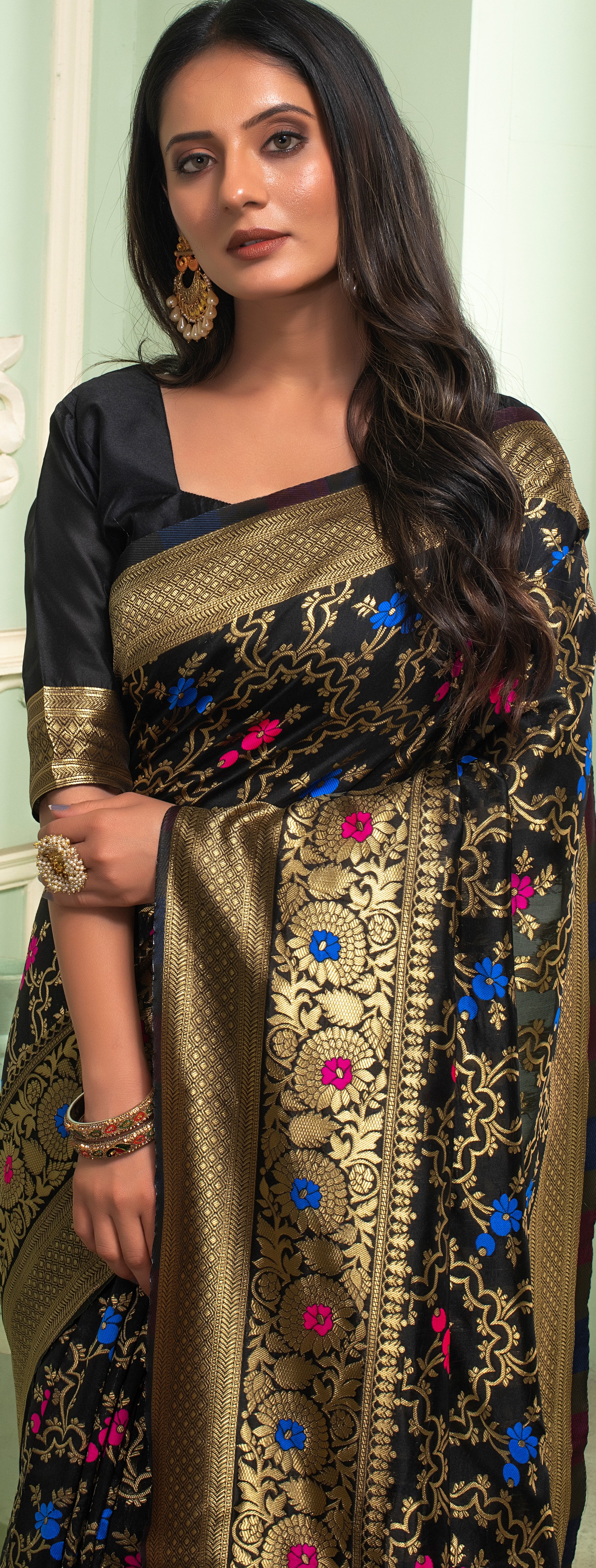 Black Banarasi Silk Saree with Jacquard Woven Work