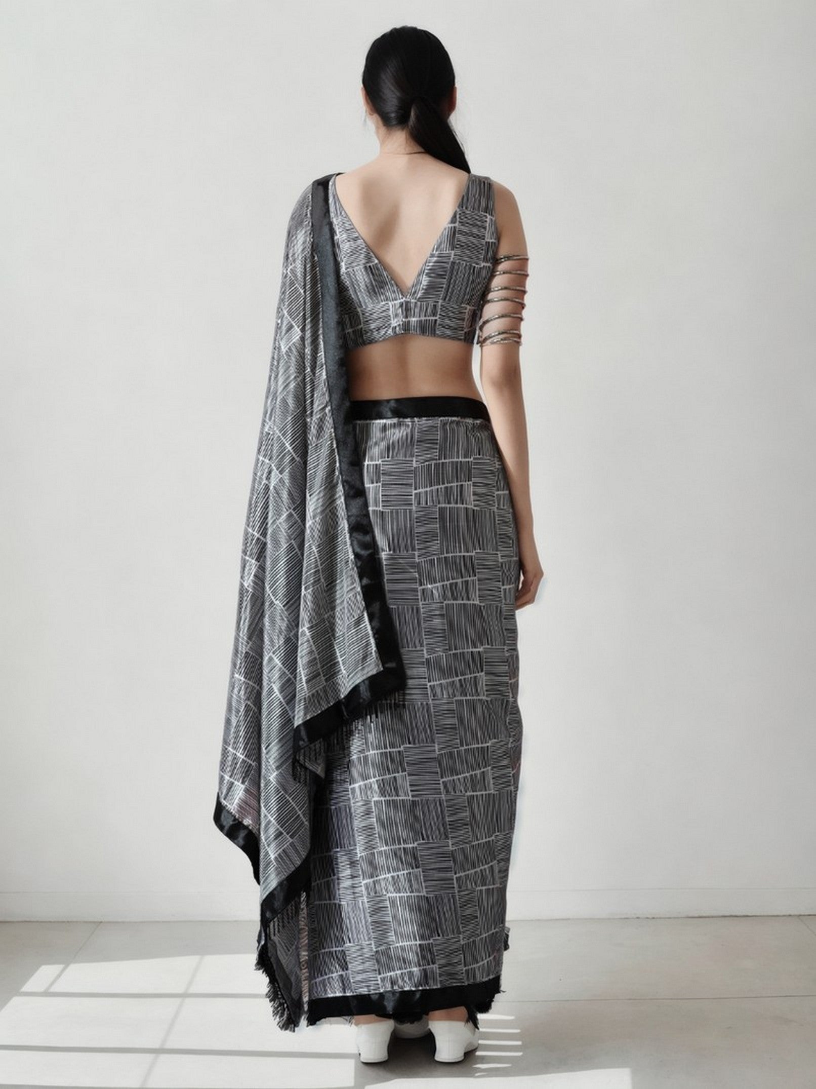 Black Chinnon Digital Print & Lace Border Trendy Ready To Wear Saree
