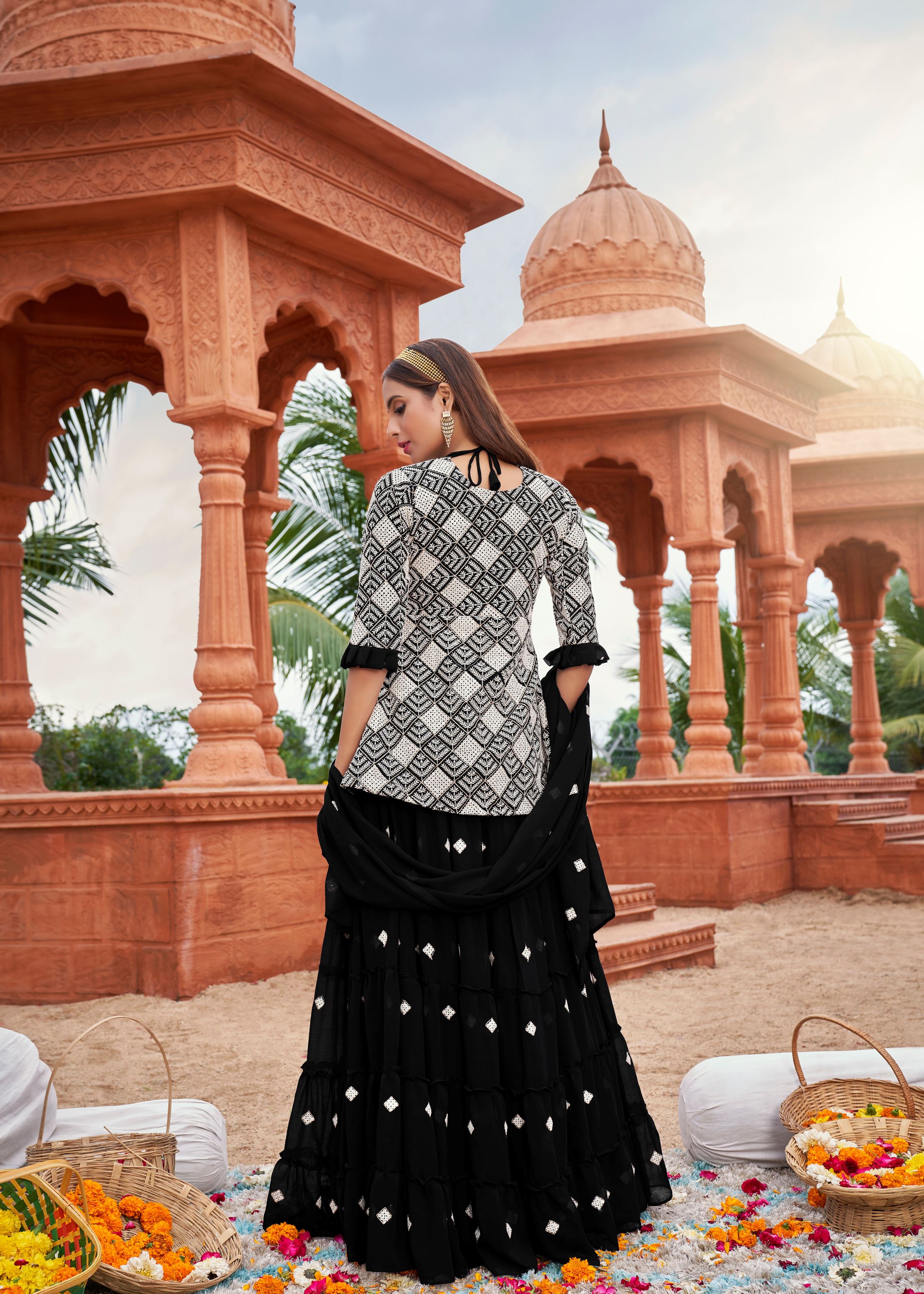 Black Sarara Suite With Heavy Fox Georgette And Cotton Embroidery Work