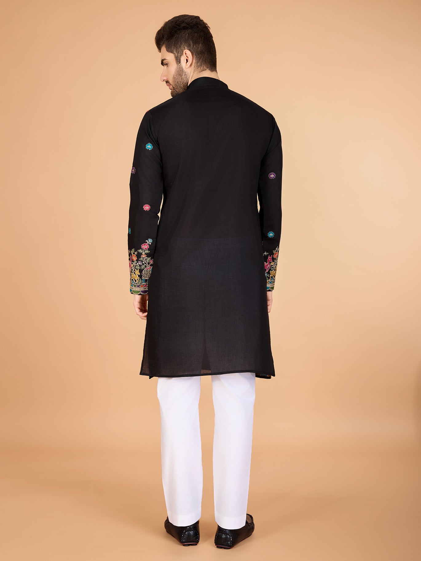 Black Viscose Silk Traditional Kurta – Classic Ceremonial Style