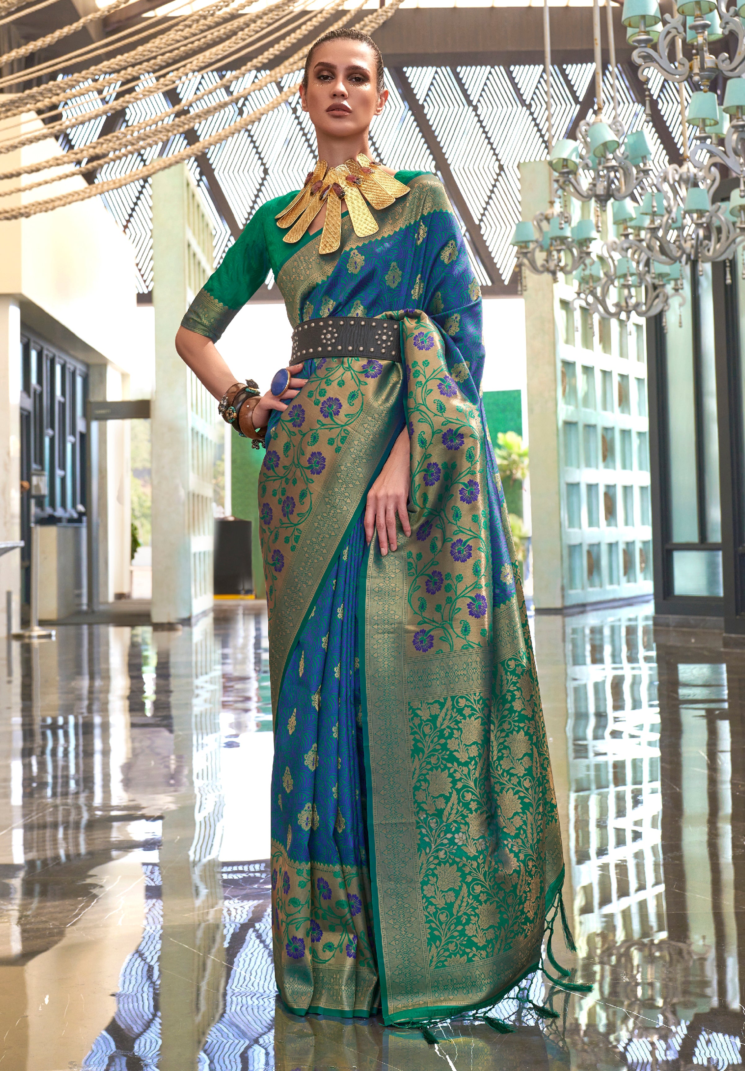 Blue Handloom Silk Saree With Jacquard Woven Work
