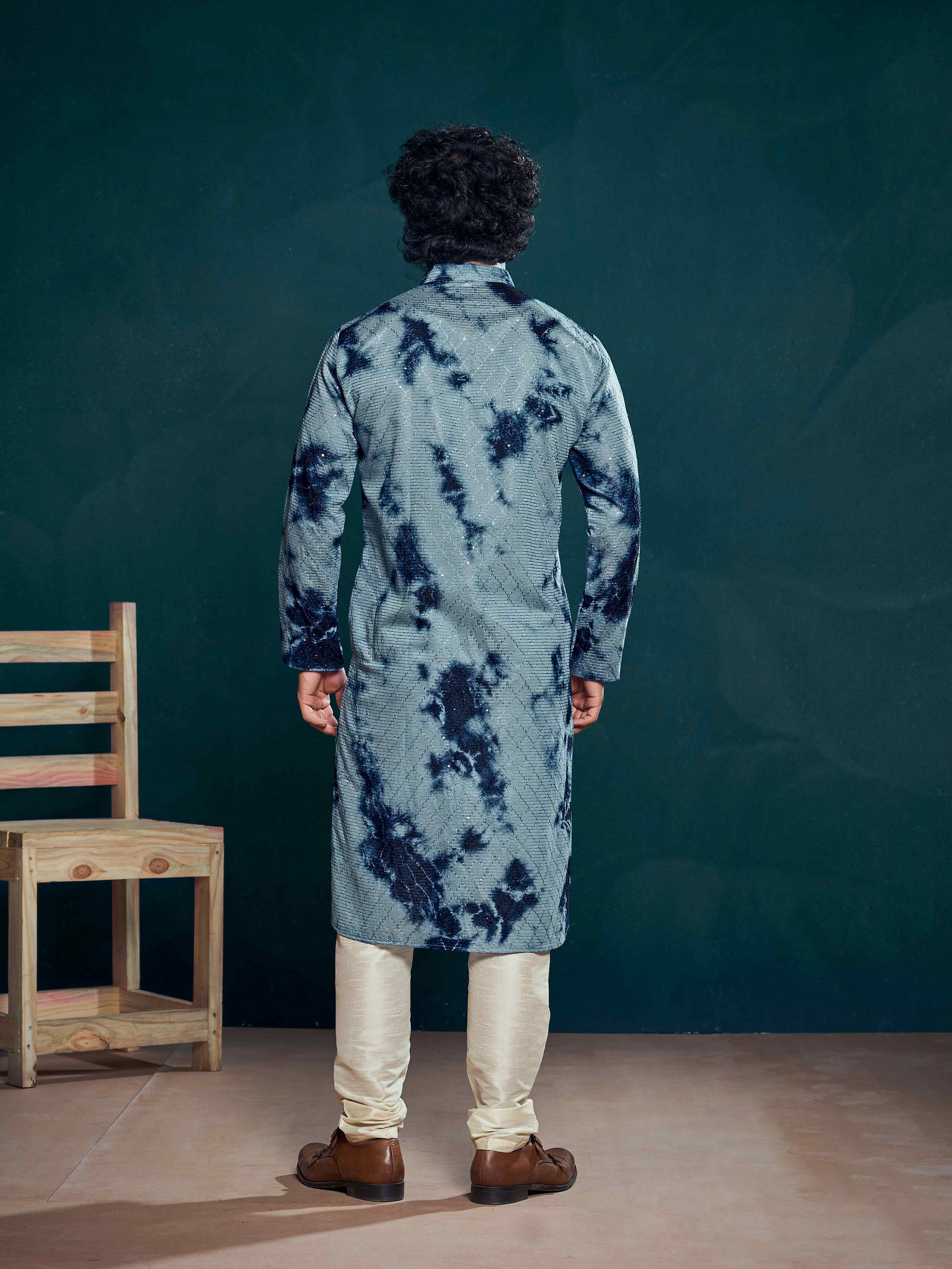 Blue Kurta Payjama with Sequins Embroidery – Ideal Partywear for Men