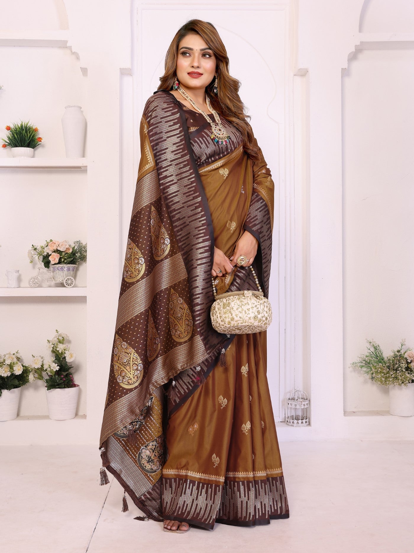 Brown South Soft Silk Saree With Traditional Zari Weaving