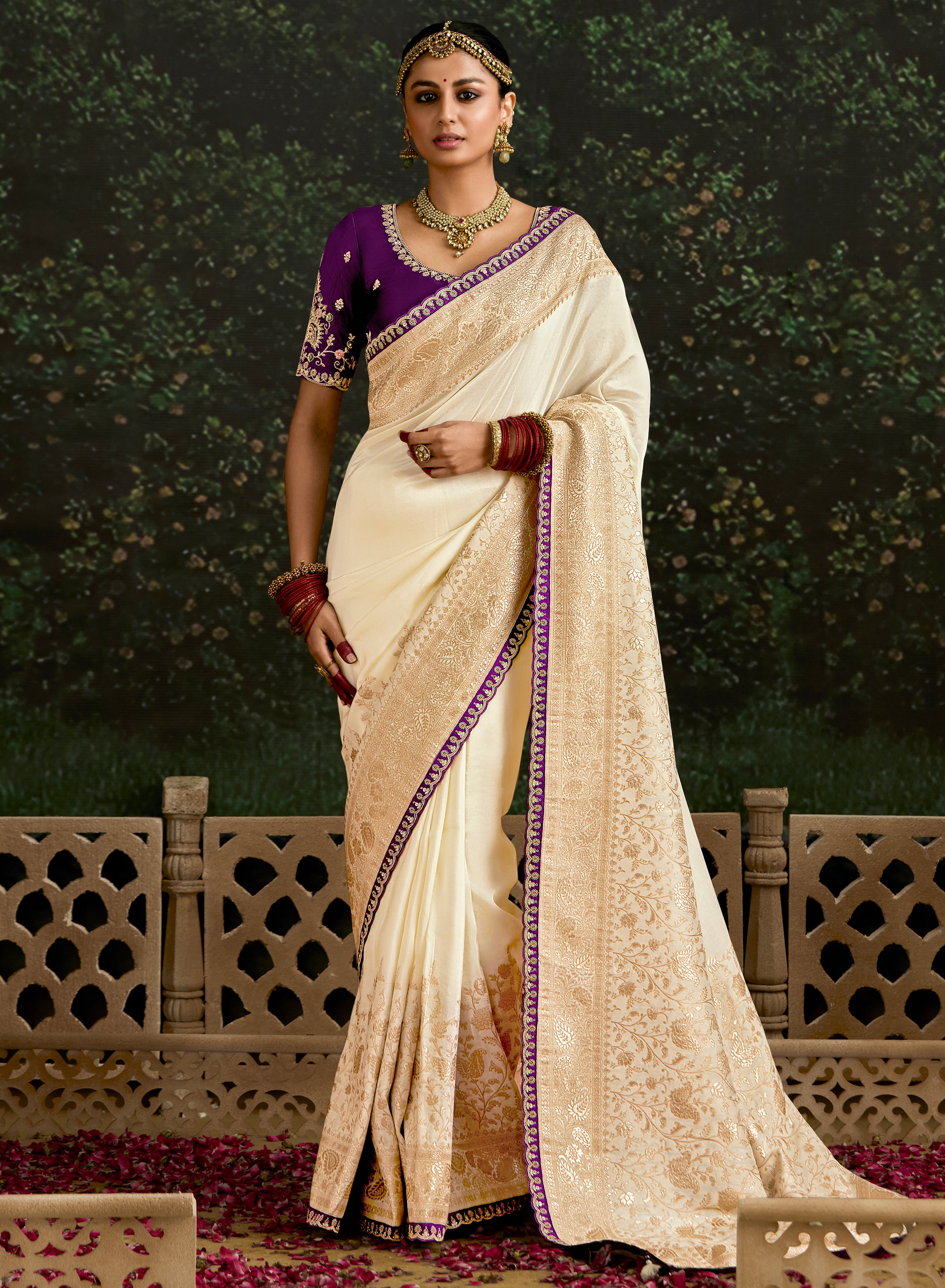 Cream Dola Silk Saree With Jacquard Woven with Embroidered Lace Border