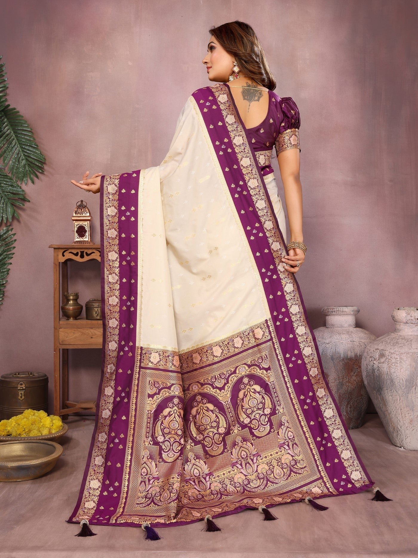 Cream Kalamkari Silk Saree With Zari Woven