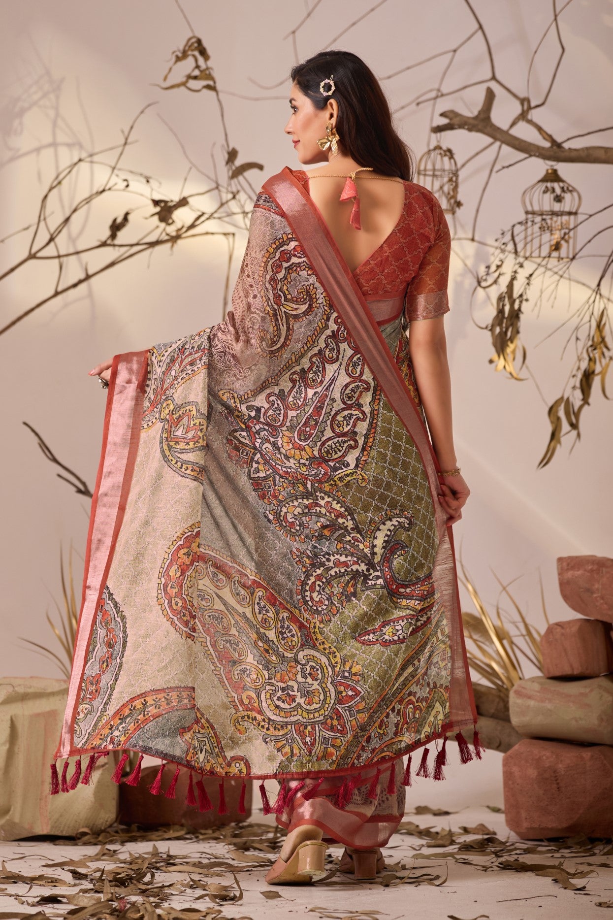 Cream Linen Cotton saree With Digital Print