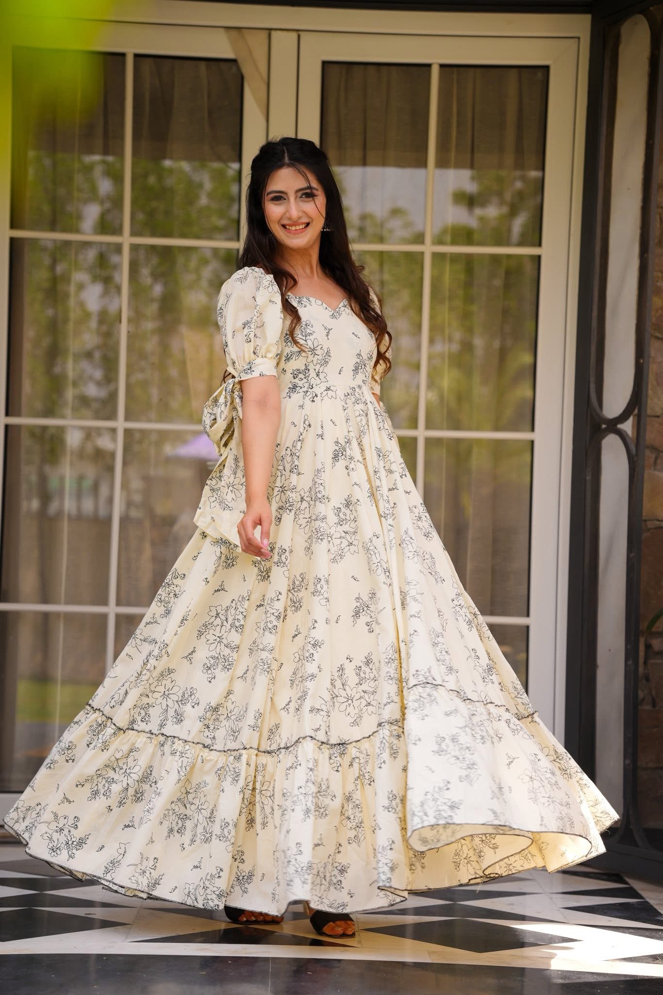 Cream Poly Rayon Elegant Kurta Pant Set With Print