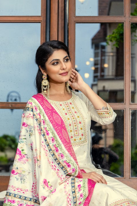 Cream Viscose Jacquard Kurta Pant With Thread Embroidery Work