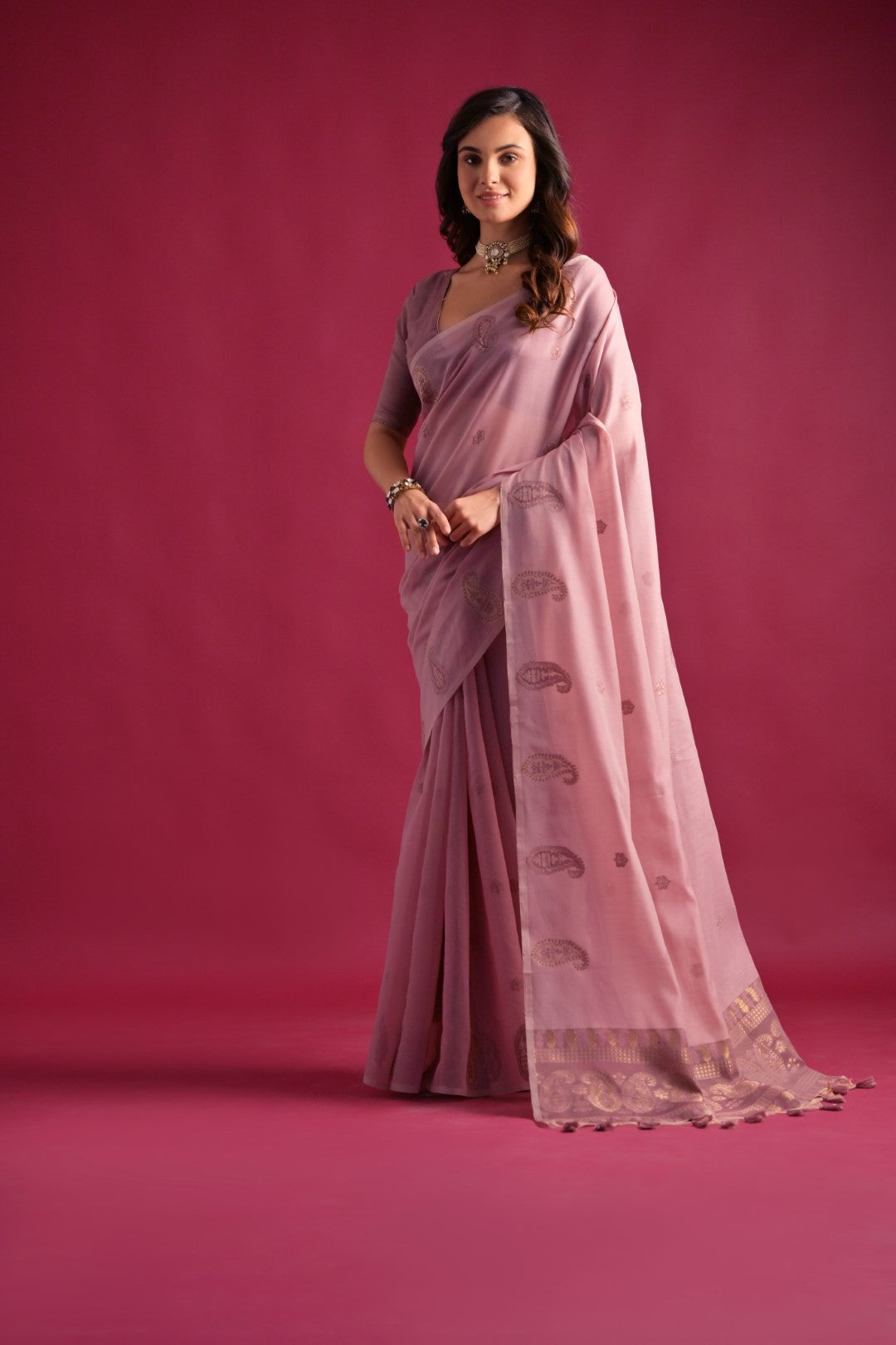 Gajri Mul Cotton Saree with Keri Pallu and Butti Weaves