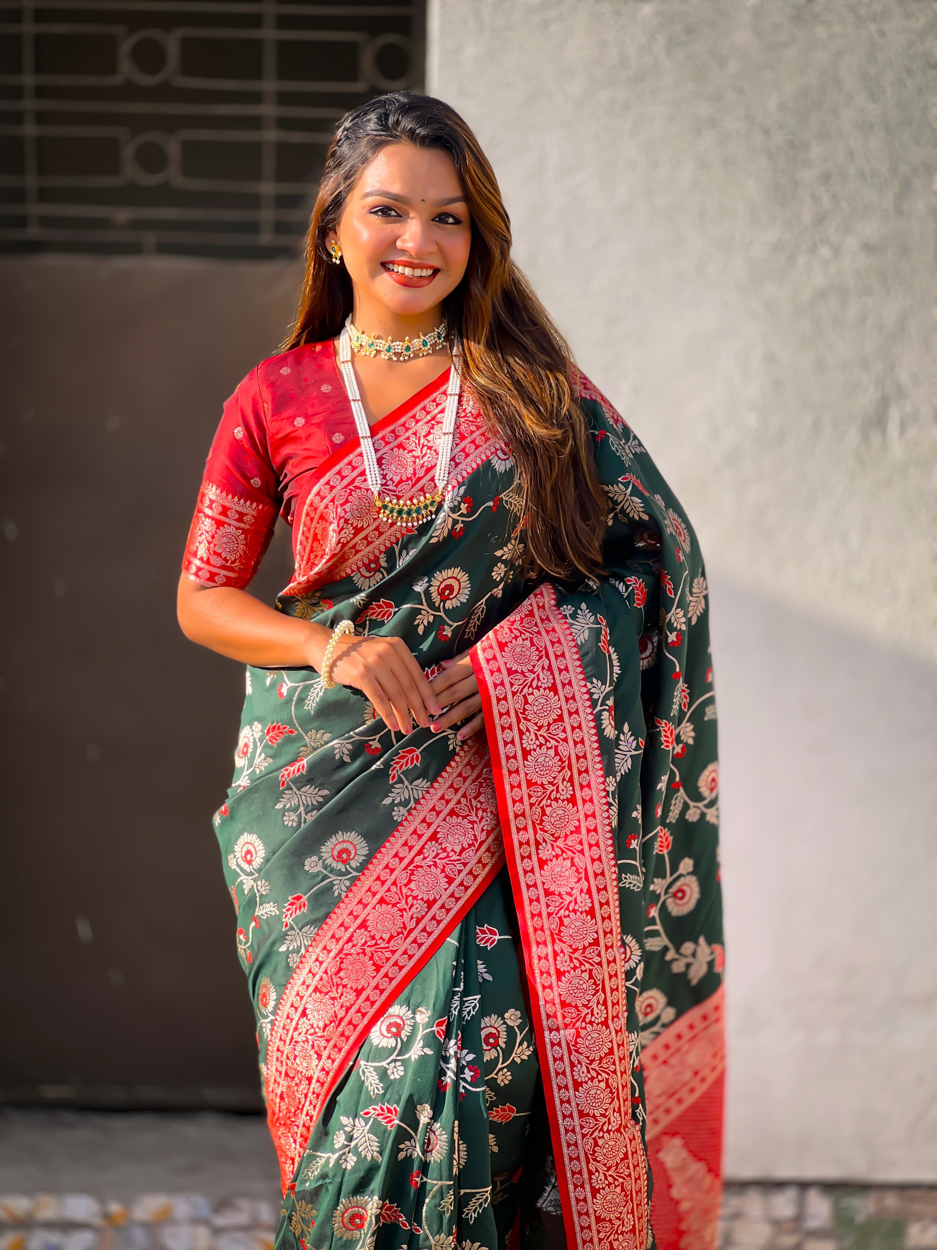Green Banarasi Silk Weaving Meenakari Designer Heavy Looks Saree