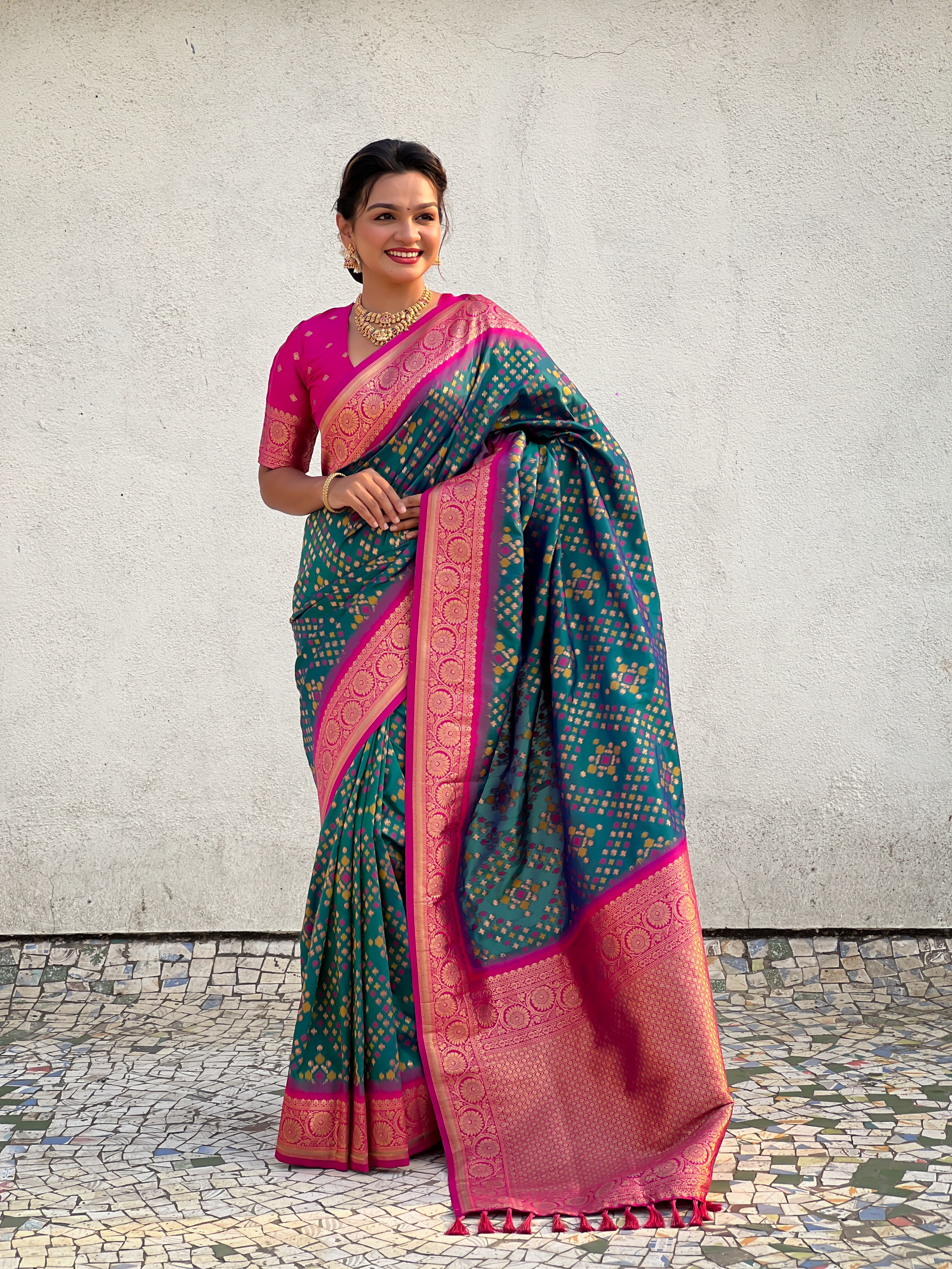Green Patola Silk Weaving Ikkat Meenakari Designer Graceful Ceremonial Saree