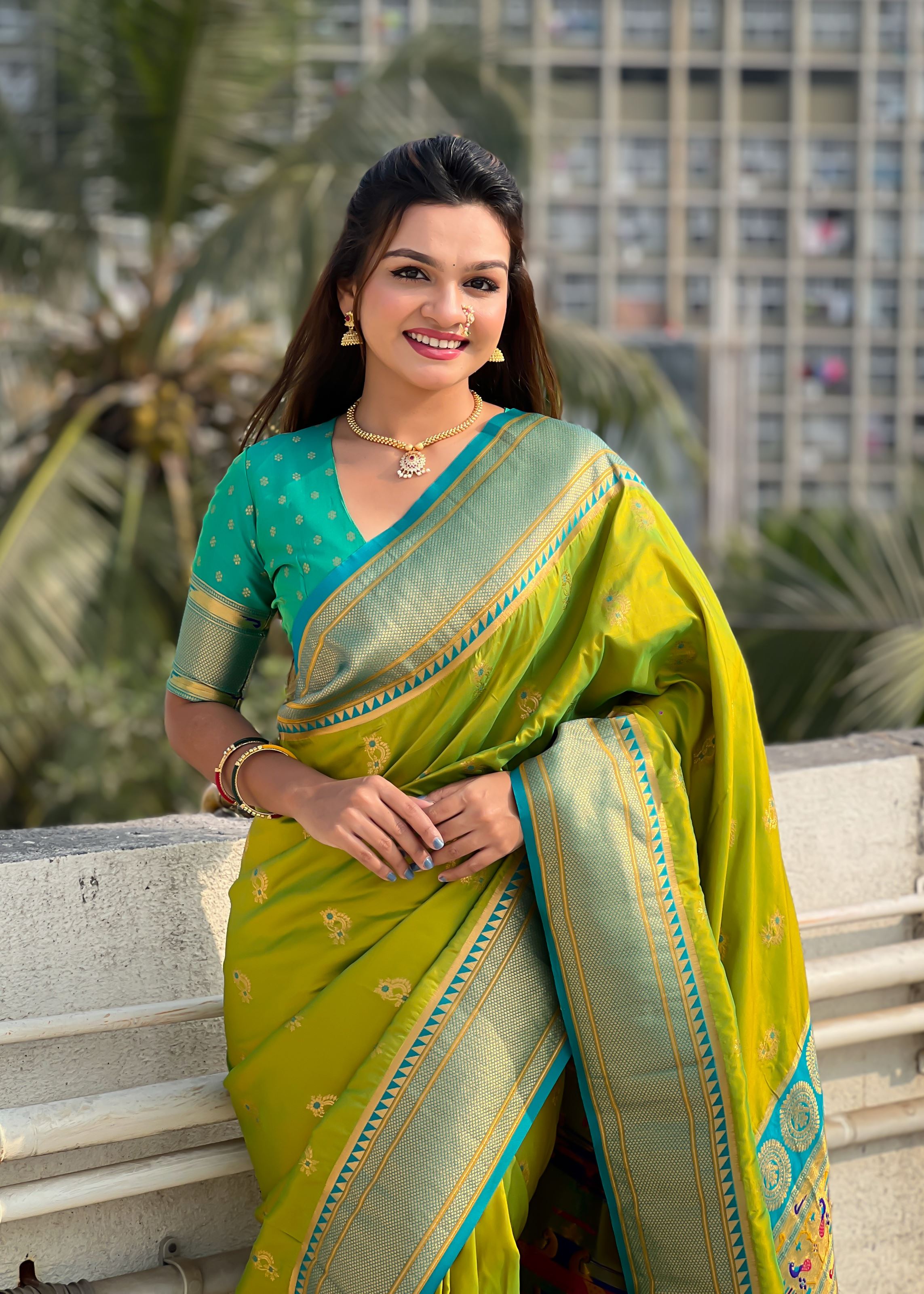 Green Silk Blend Paithani Saree With Woven Work