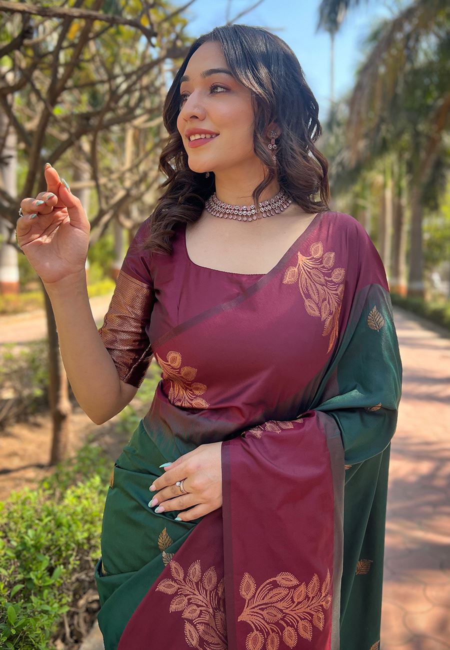 Green Silk Blend Saree With Floral Border Zari Woven Work