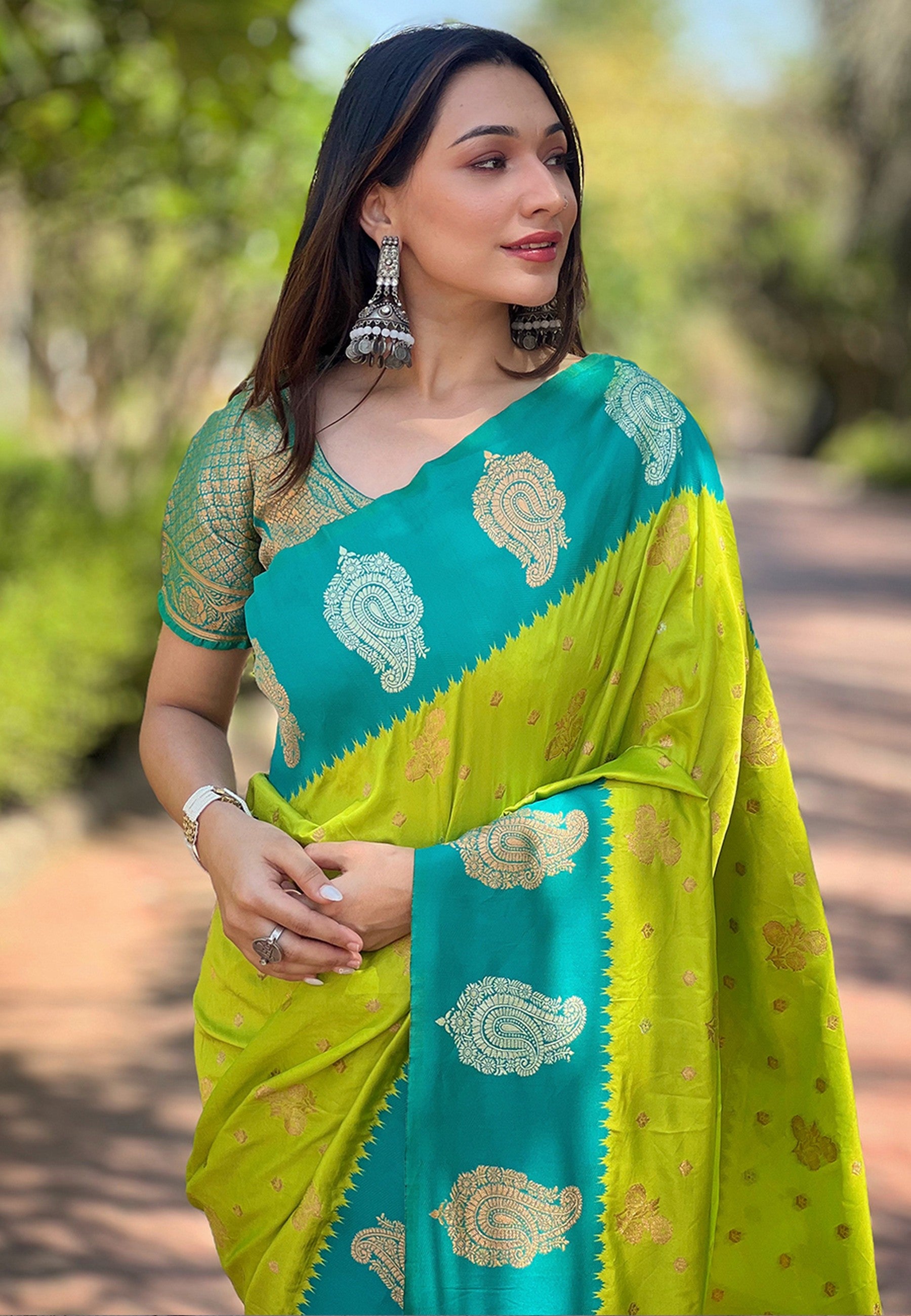 Green Soft Silk Heavy Woven Jari Designer Saree