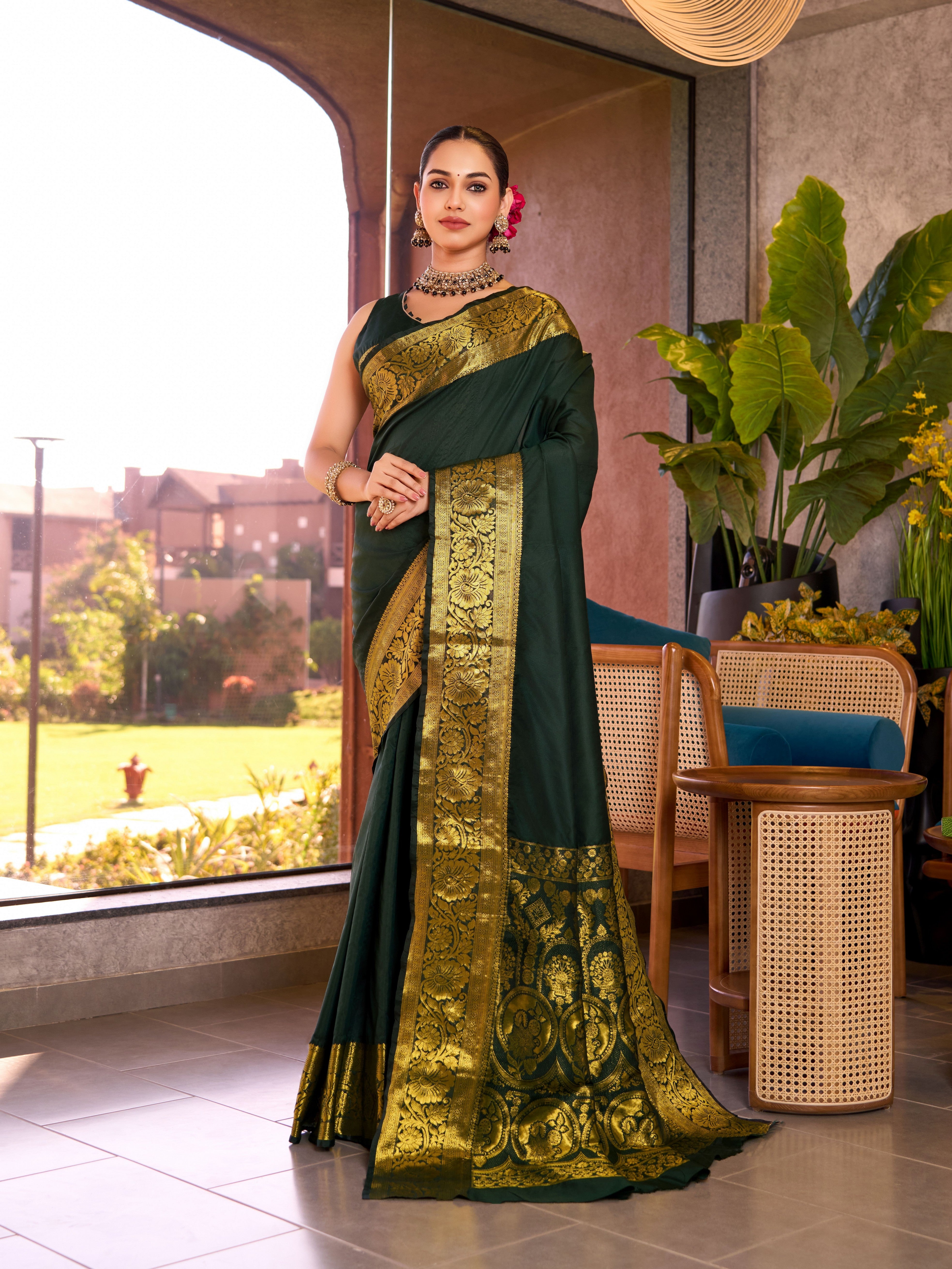 Green Soft Silk Woven Jari Designer Heavy Partywear Saree