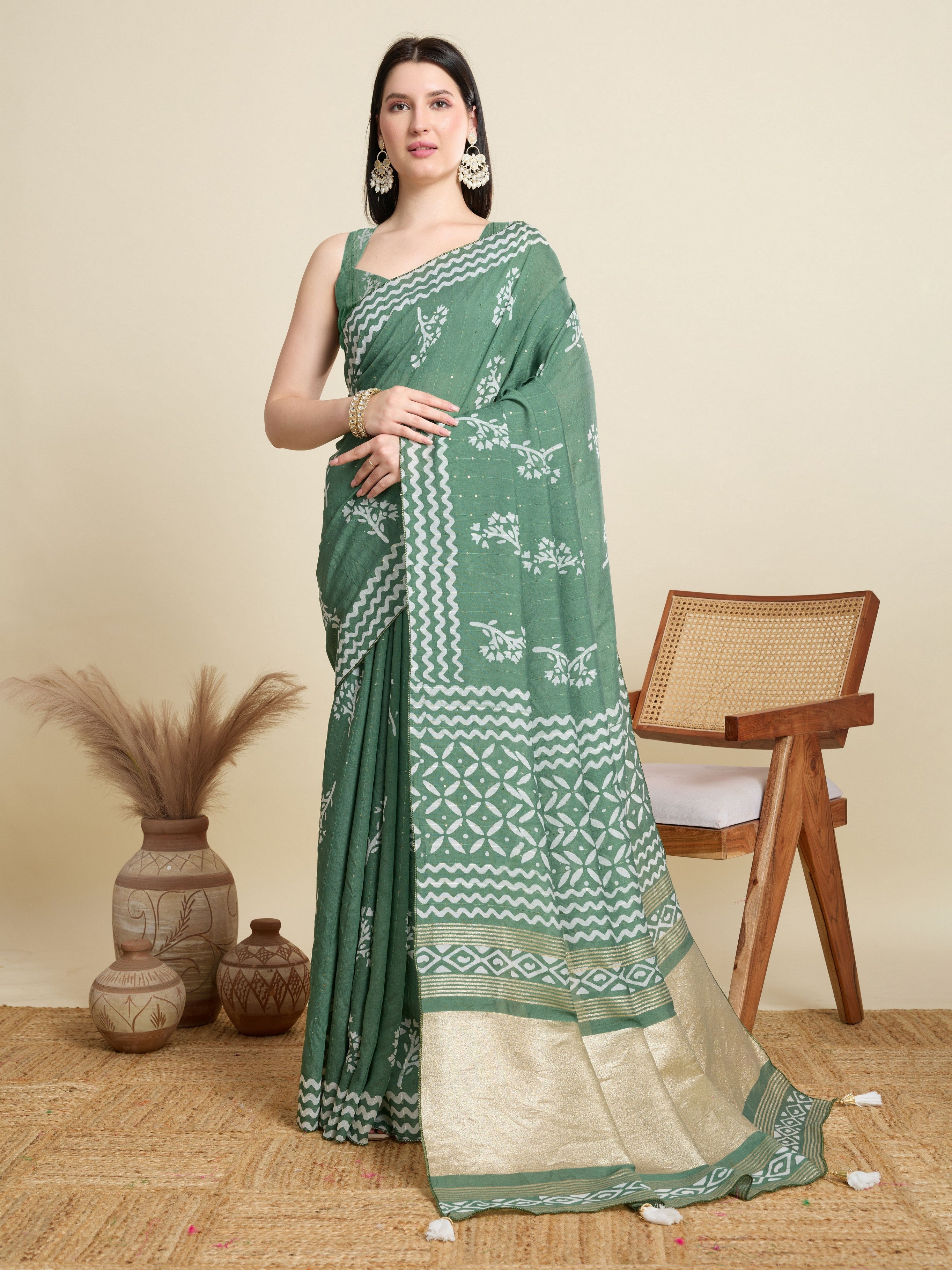 Grey Blended Cotton Ethnic Festive Saree