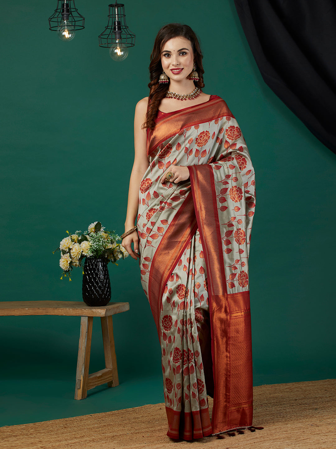 Grey Ethnic Banarasi Silk Saree With Floral Woven Designer Looks