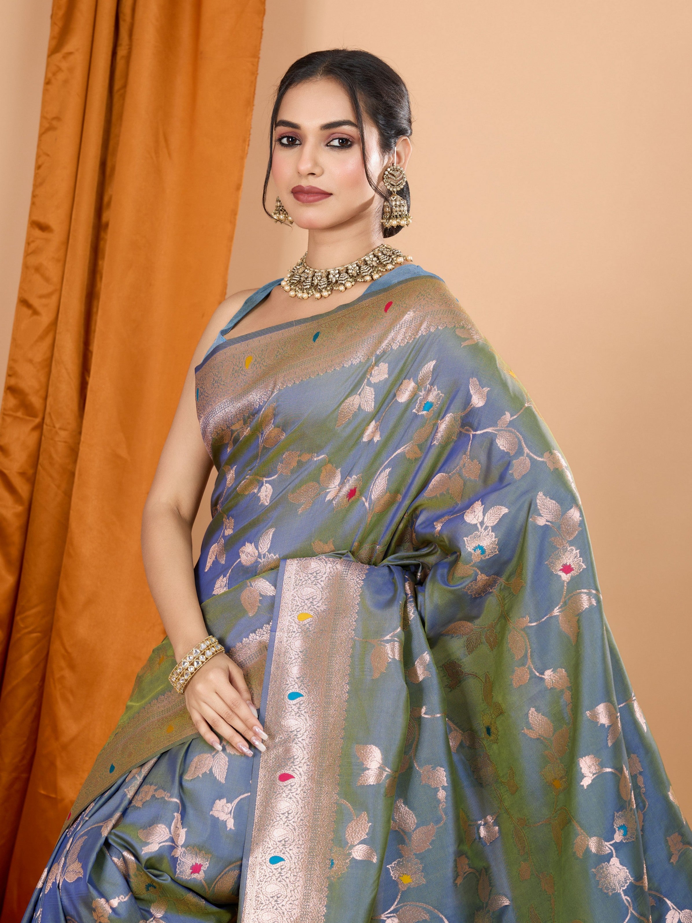 Grey Ethnic Banarasi Silk Saree With Woven Jari Designer Work