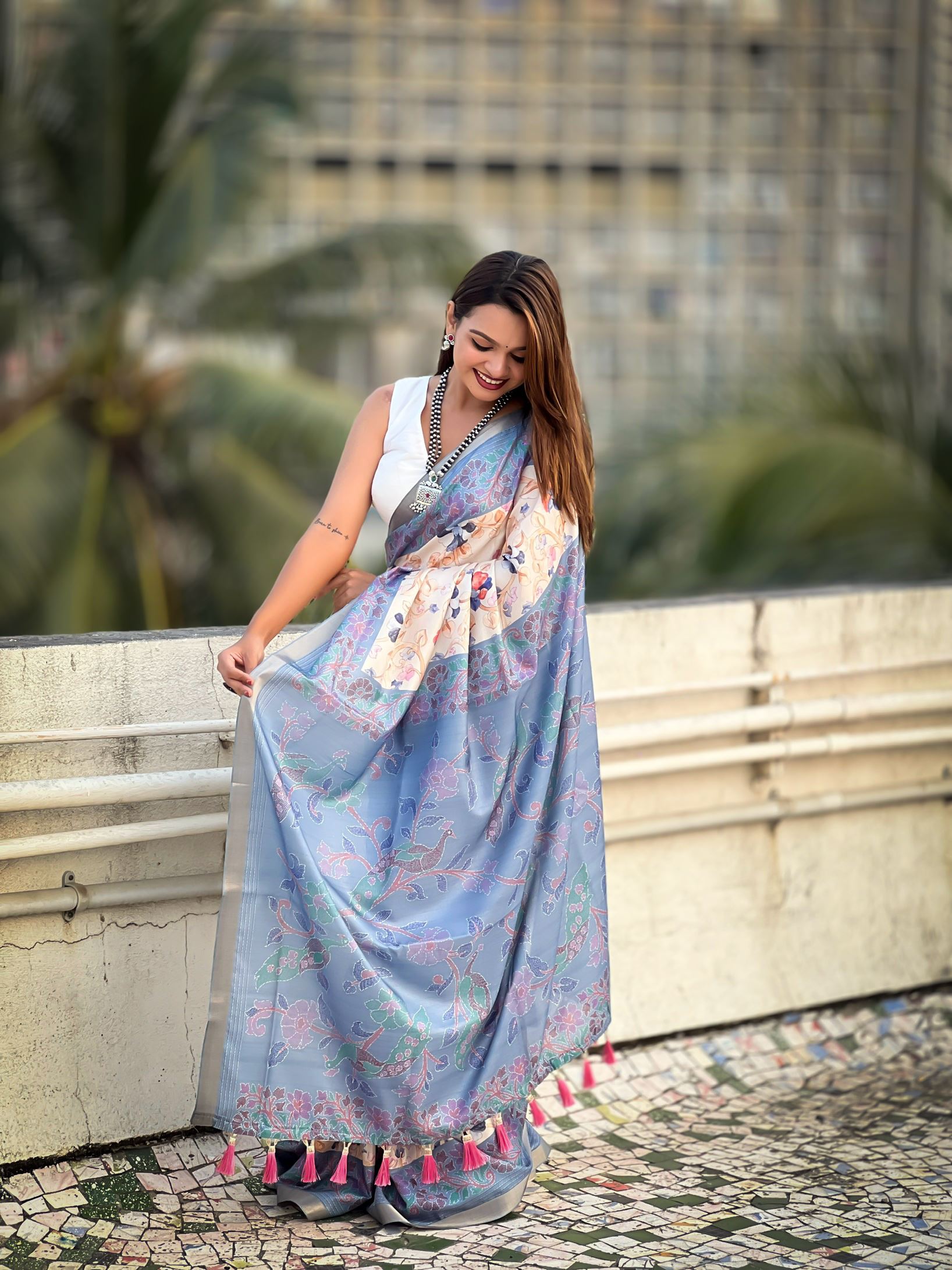 Grey Silk Blend Kalamkari Printed Saree