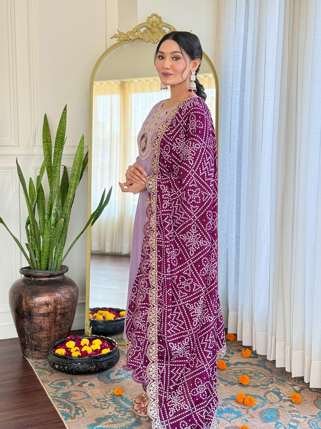 Lavender Bsy Viscose Elegant Kurta Pant Set With Embroidery Work