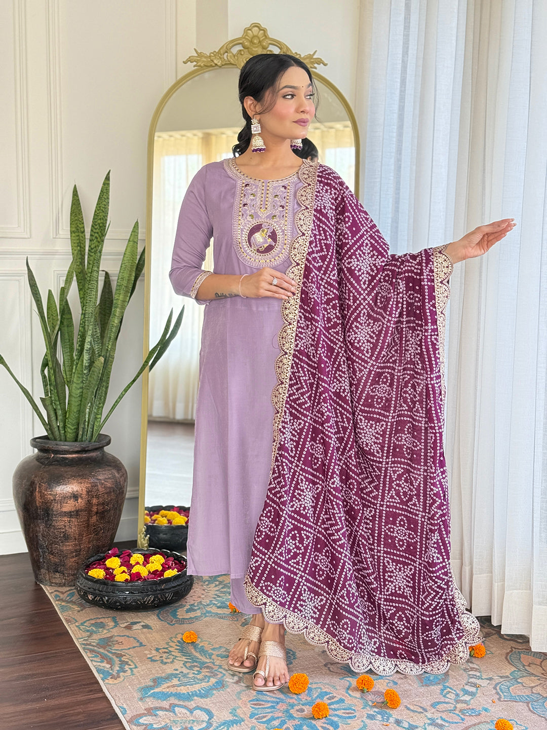 Lavender Bsy Viscose Elegant Kurta Pant Set With Embroidery Work