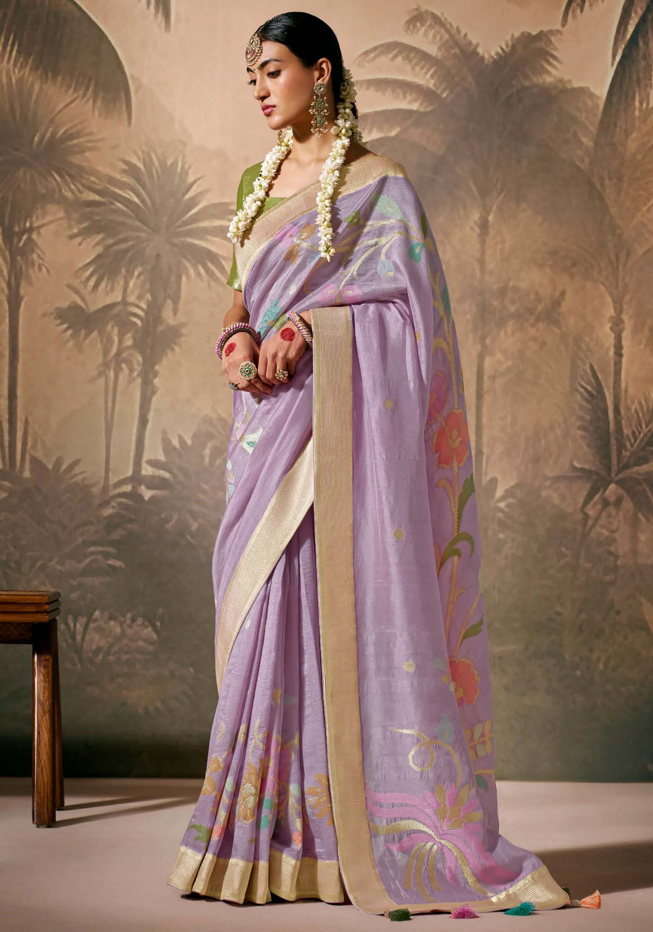 Lavender Silk Saree With Jacquard Woven