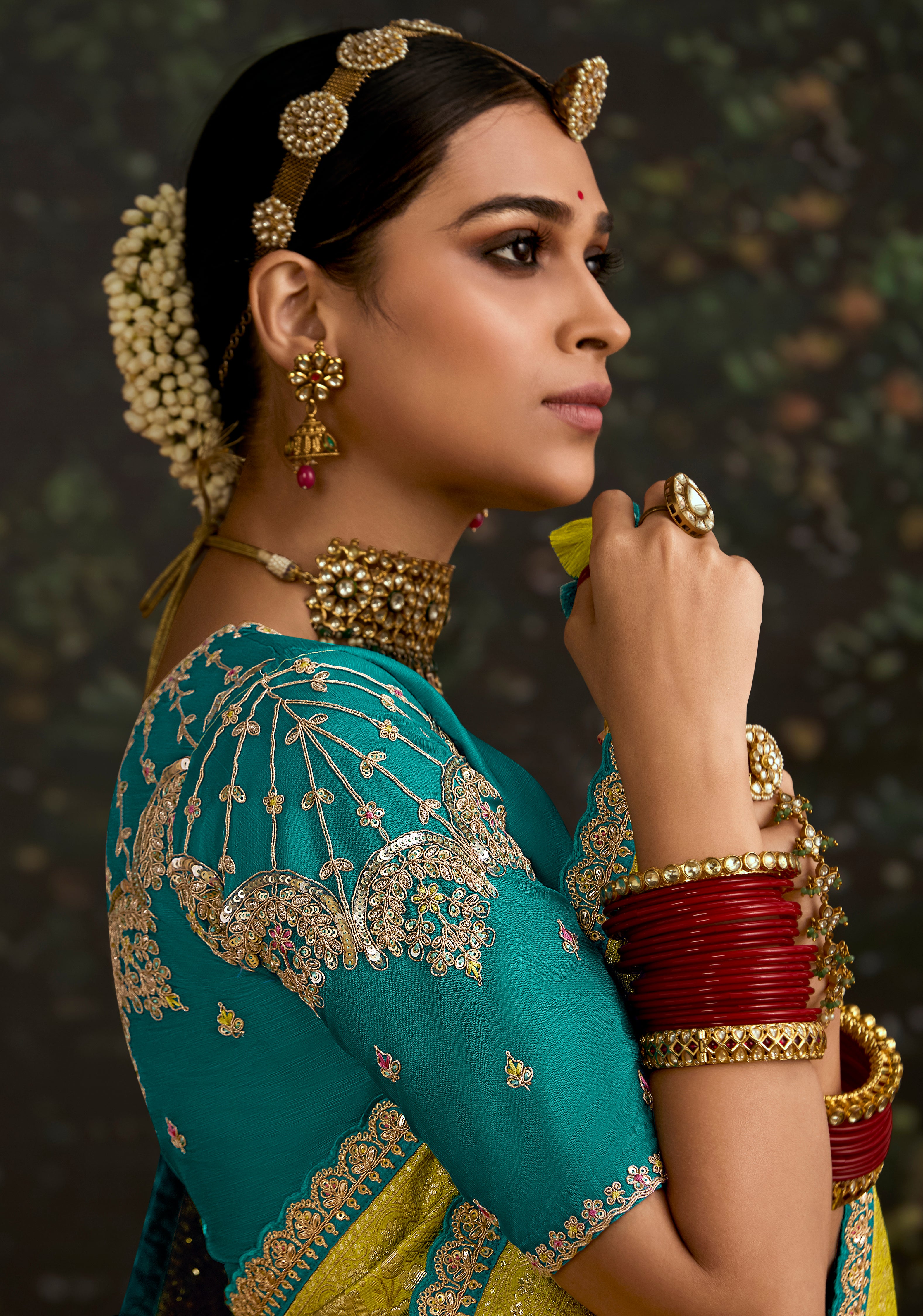 Lemon Dola Silk Saree With Jacquard Woven with Embroidered Lace Border