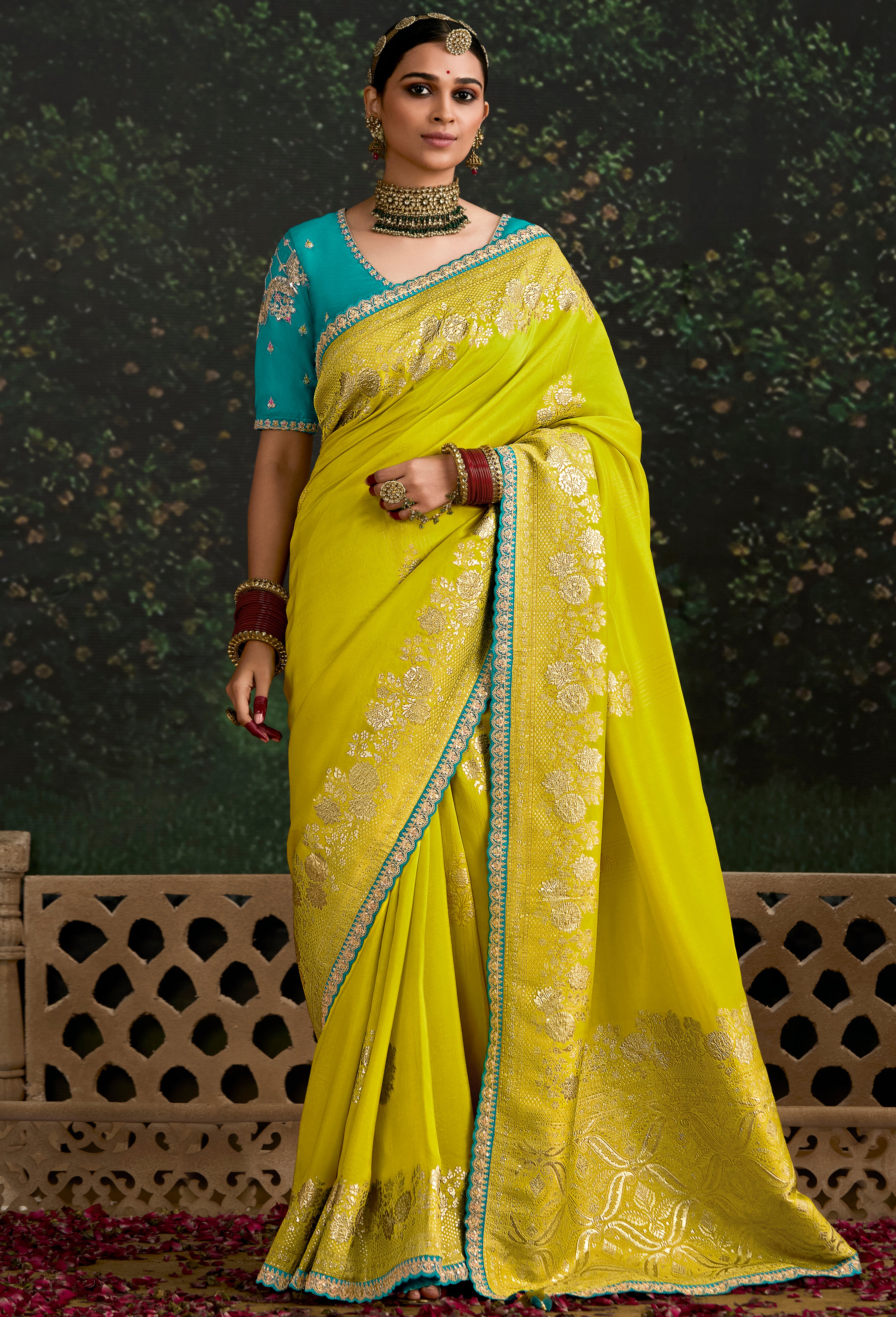 Lemon Dola Silk Saree With Jacquard Woven with Embroidered Lace Border