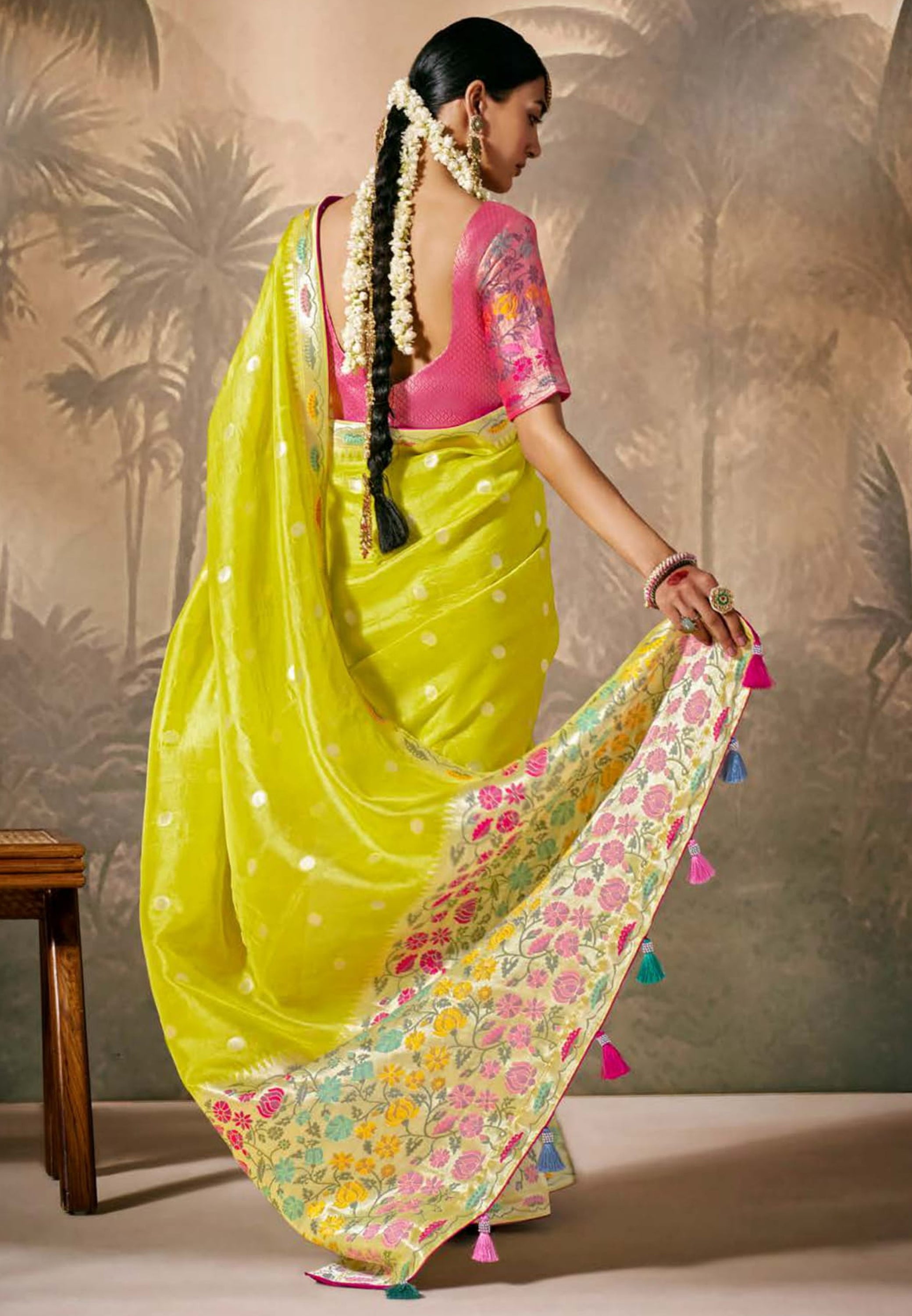 Lemon Silk Saree With Jacquard Woven