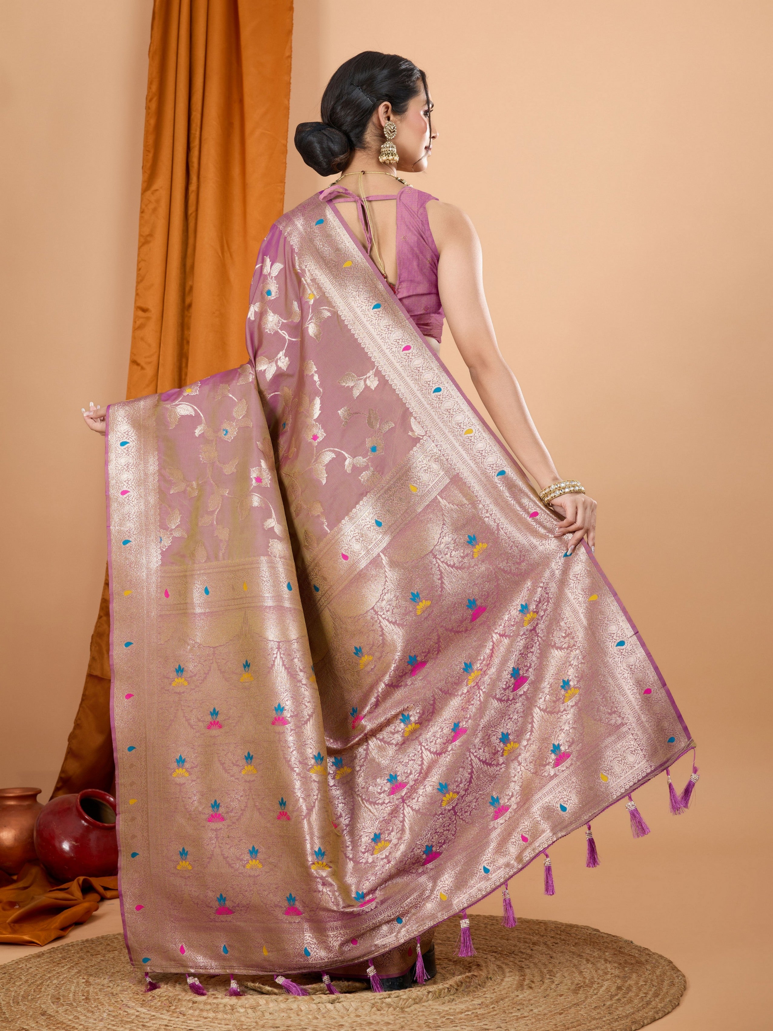 Light Pink Ethnic Banarasi Silk Saree With Woven Jari Designer Work