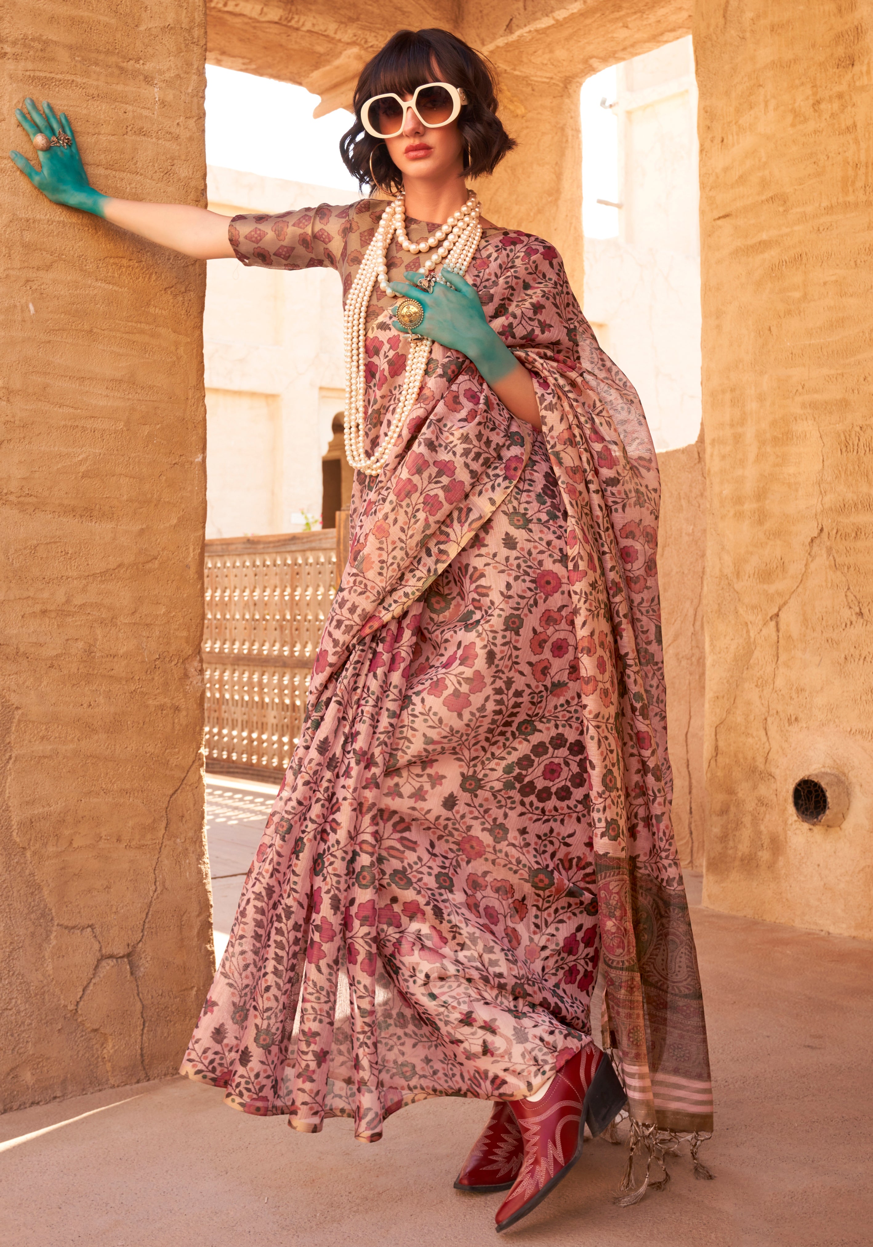 Light Pink Handloom Silk Saree With Printed