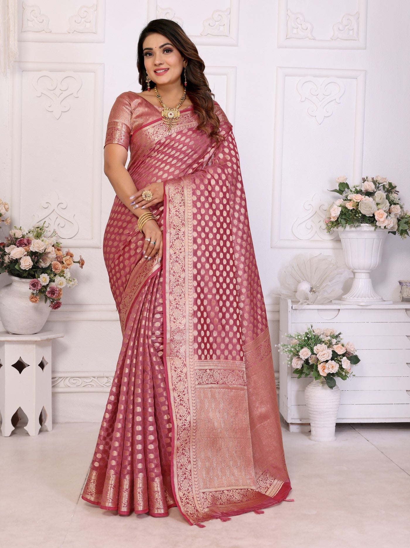 Light Pink Organza Silk Saree With Classic Weaving