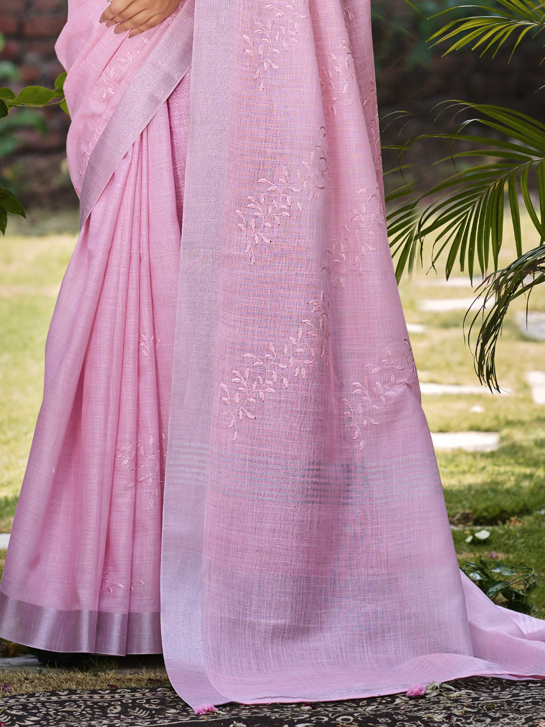 Lustrous Dark pink Linen Festival Saree for Women