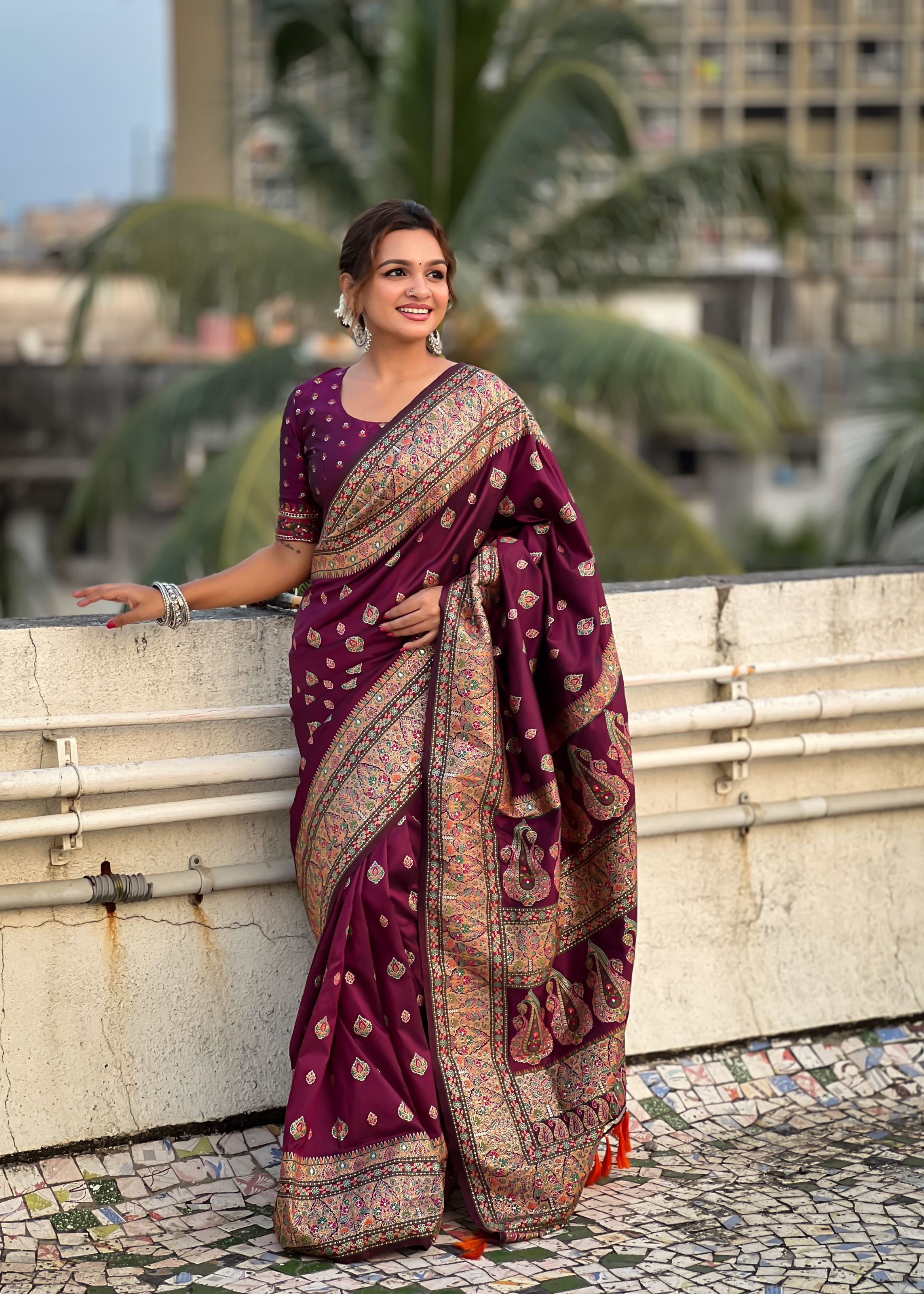 Magenta Silk Blend Saree With Meenakari Kashmiri woven Work