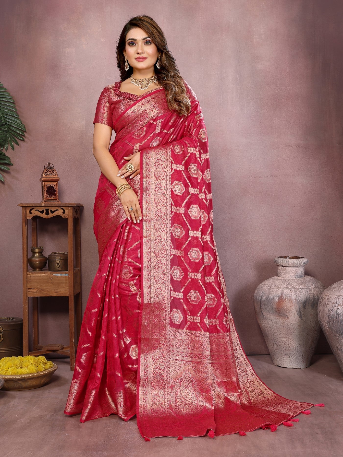 Magenta Soft Organza Silk Saree With Elegant Weaving