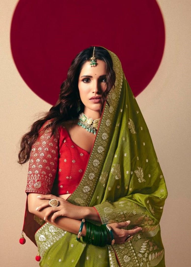Mehendi Saree With Jacquard Woven Work