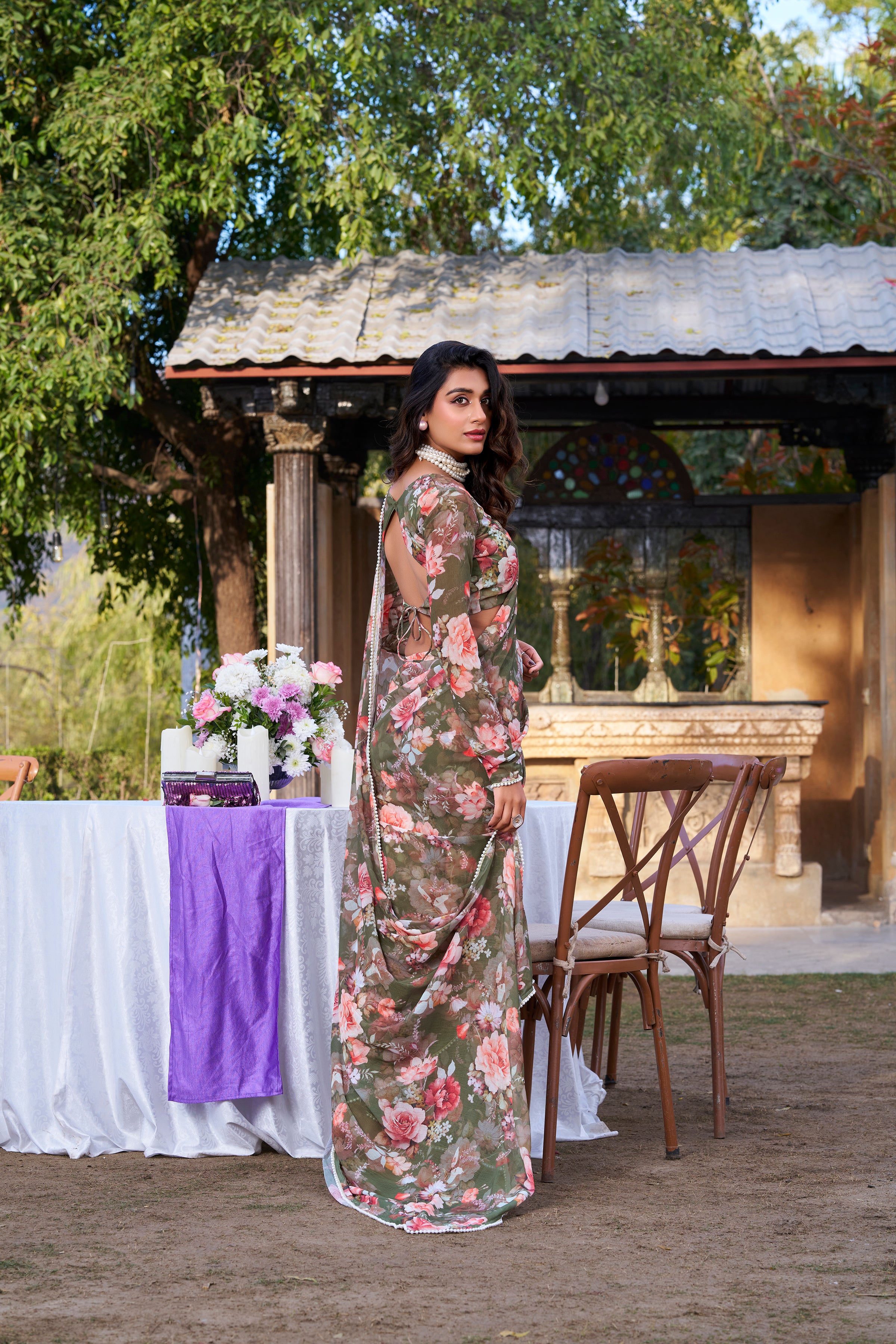Mehendi Weightless Marble Print Saree with Pearl Lace Border