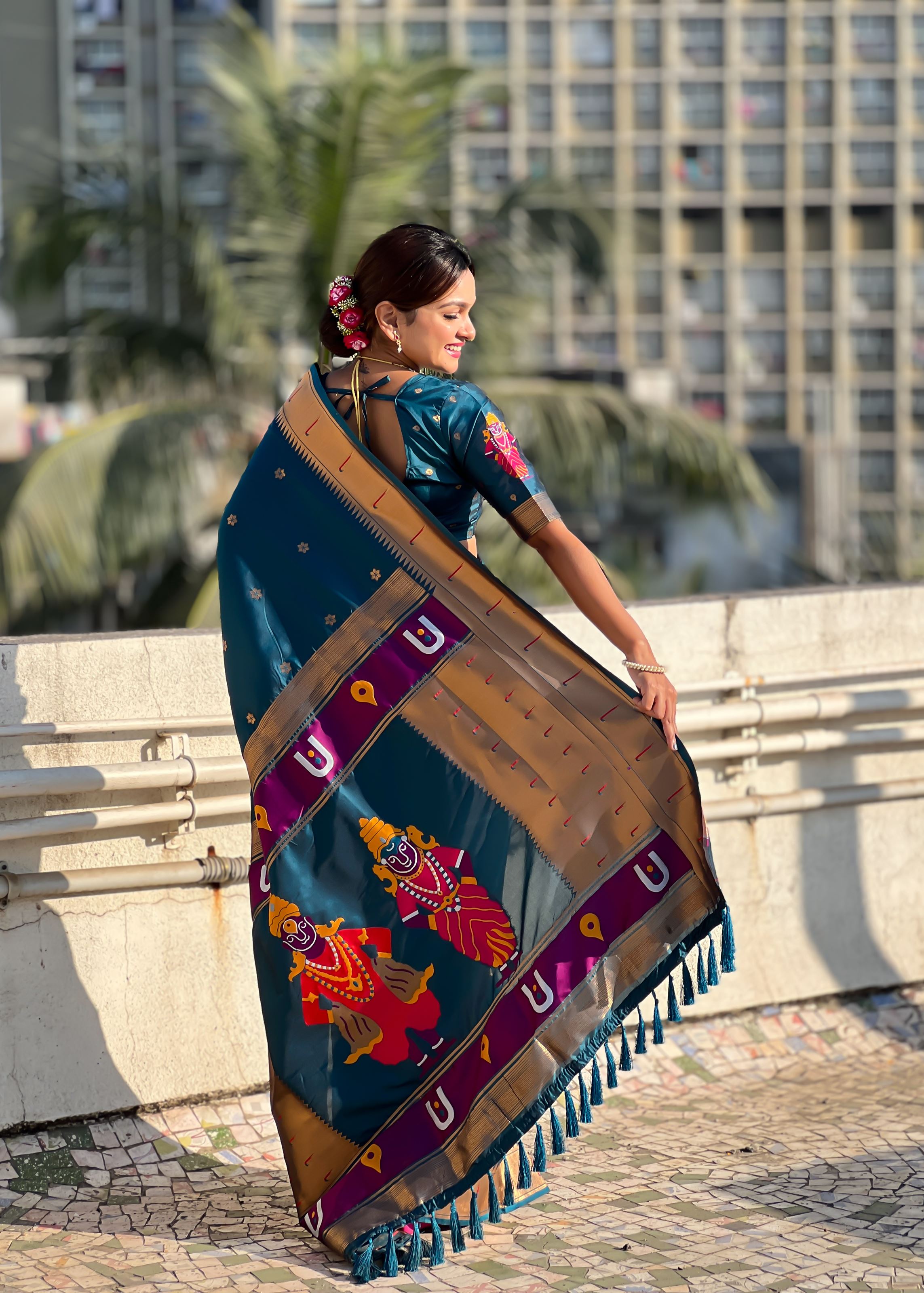 Metallic Silk Blend Vitthala God Paithani Silk Saree