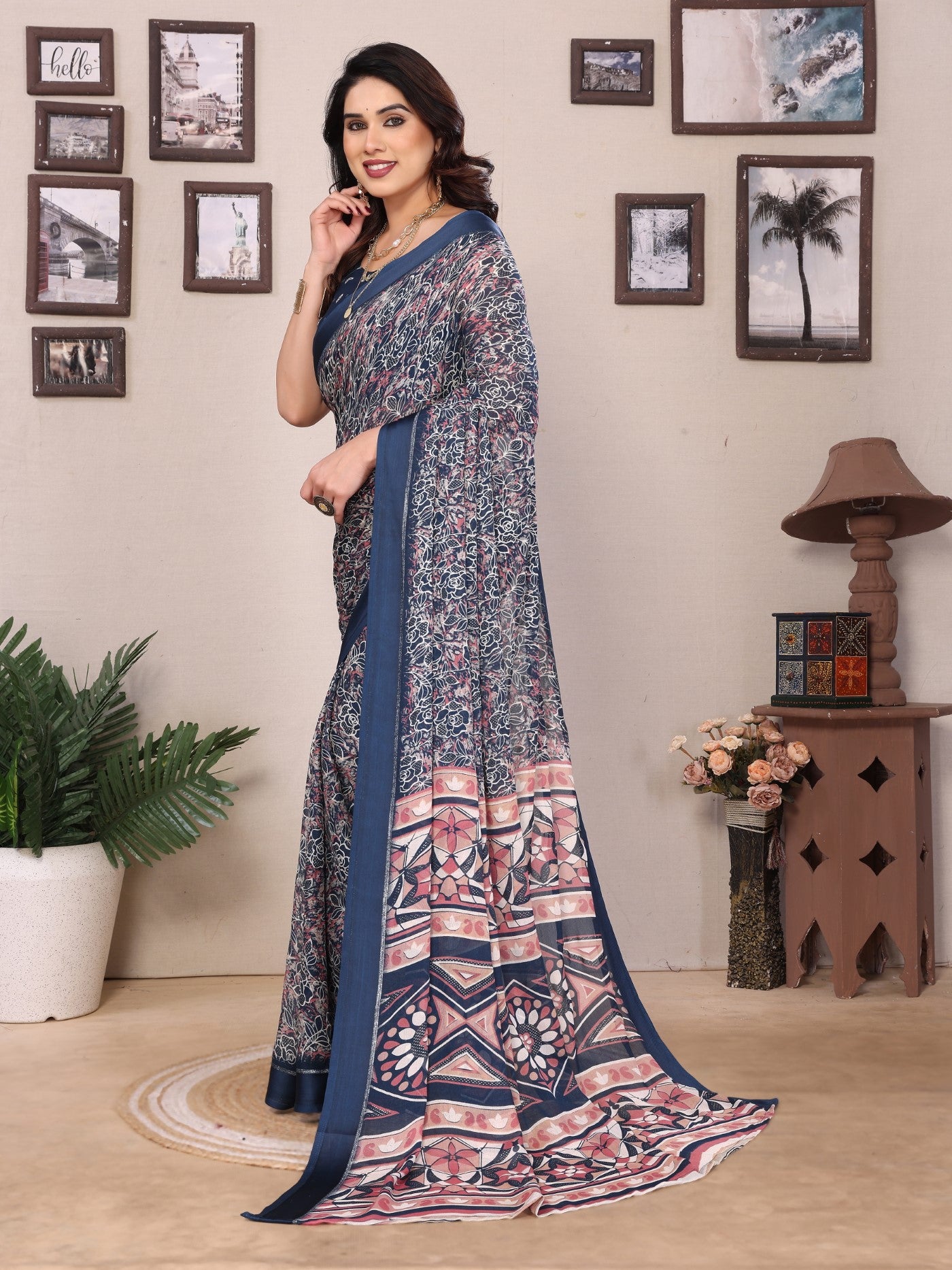 Morpich Bright Printed Saree With Zari Work