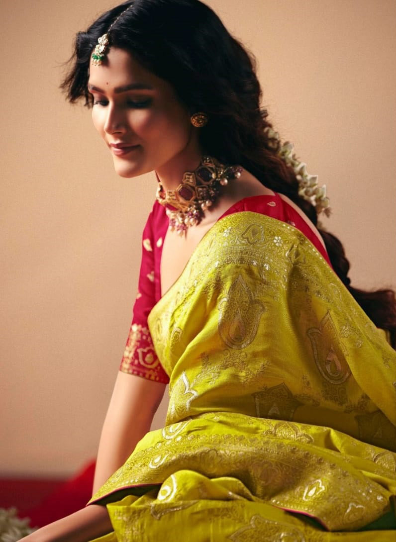 Mustard Saree With Jacquard Woven Work