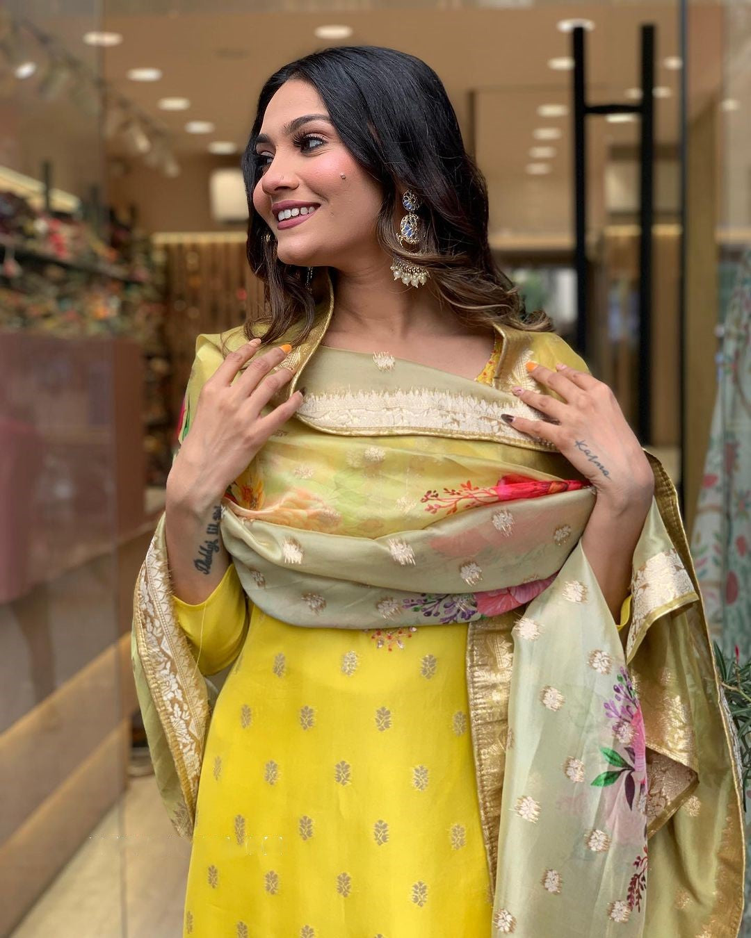 Mustard Viscose Organza Jacquard Kurta Pant With Jacquard Woven Thread Embroidery Work With Printed Dupatta