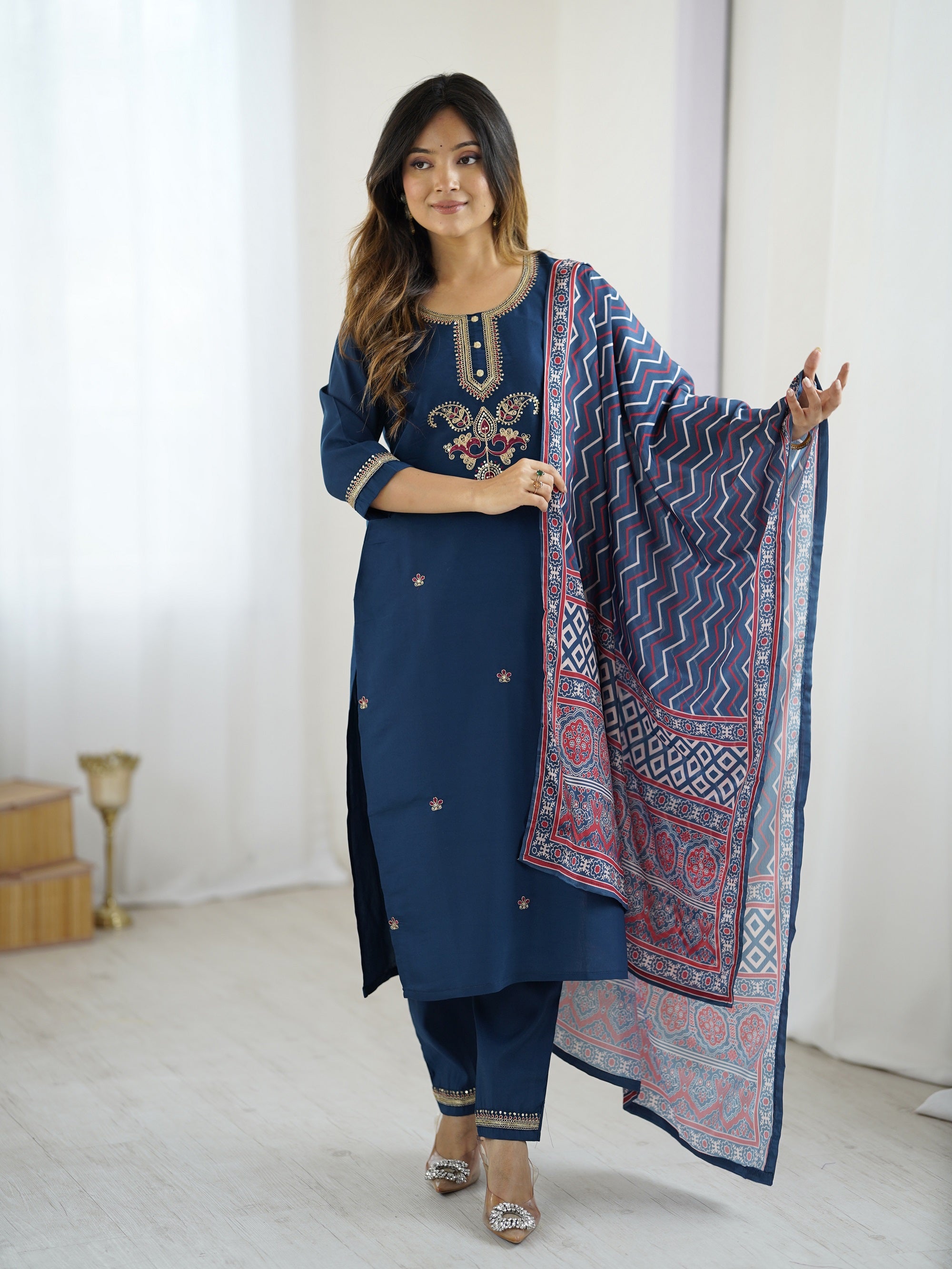 Navy Blue Chanderi Silk Kurta Pant Set With Heavy Thread Embroidered Work With Printed Dupatta