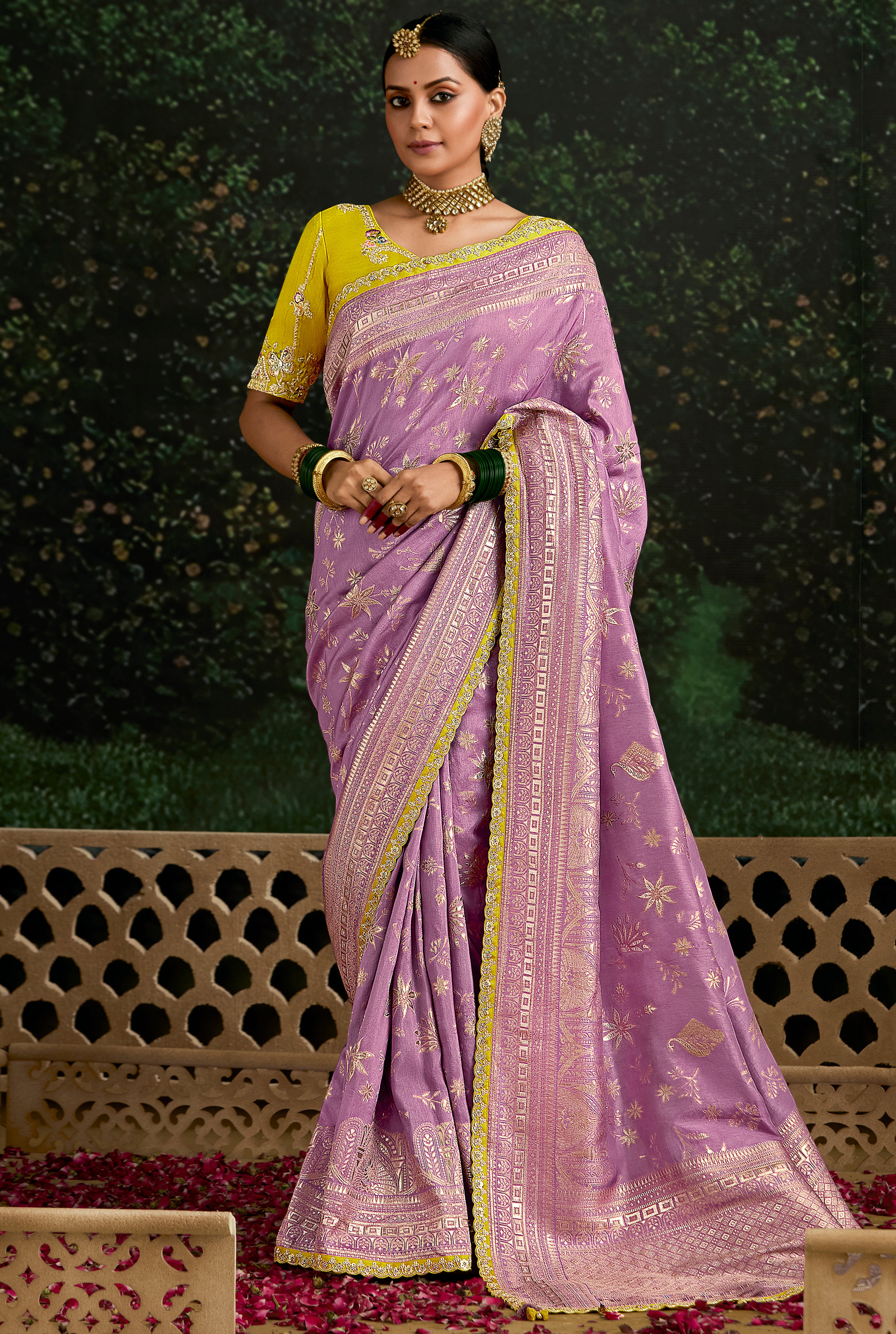 Onion Pink Dola Silk Saree With Jacquard Woven with Embroidered Lace Border