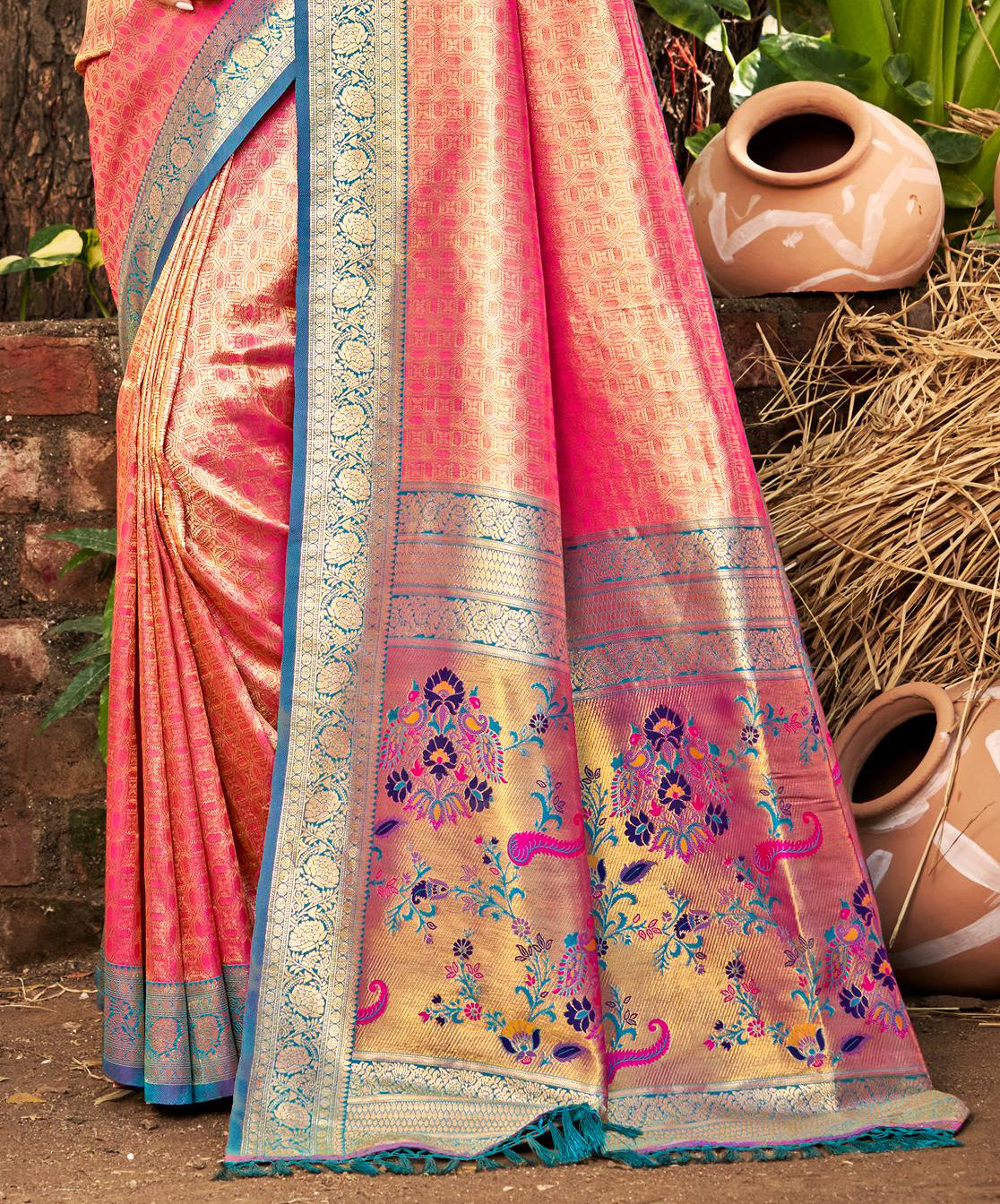 Orange Kanjivaram Silk Saree With Elegant Flow and Traditional Feel