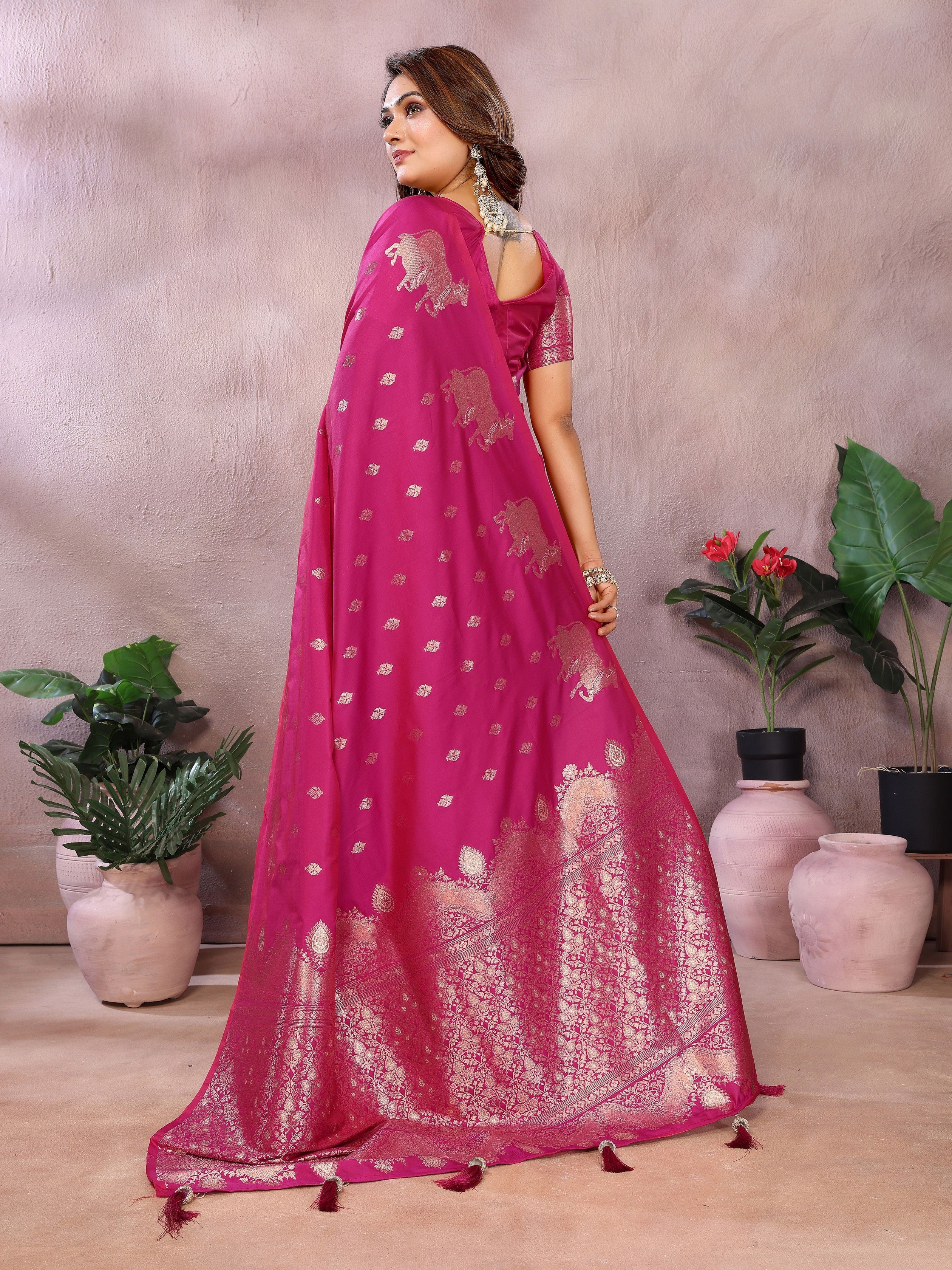 Pink Banarasi Silk Jacquard Weaving Designer Ceremonial Saree