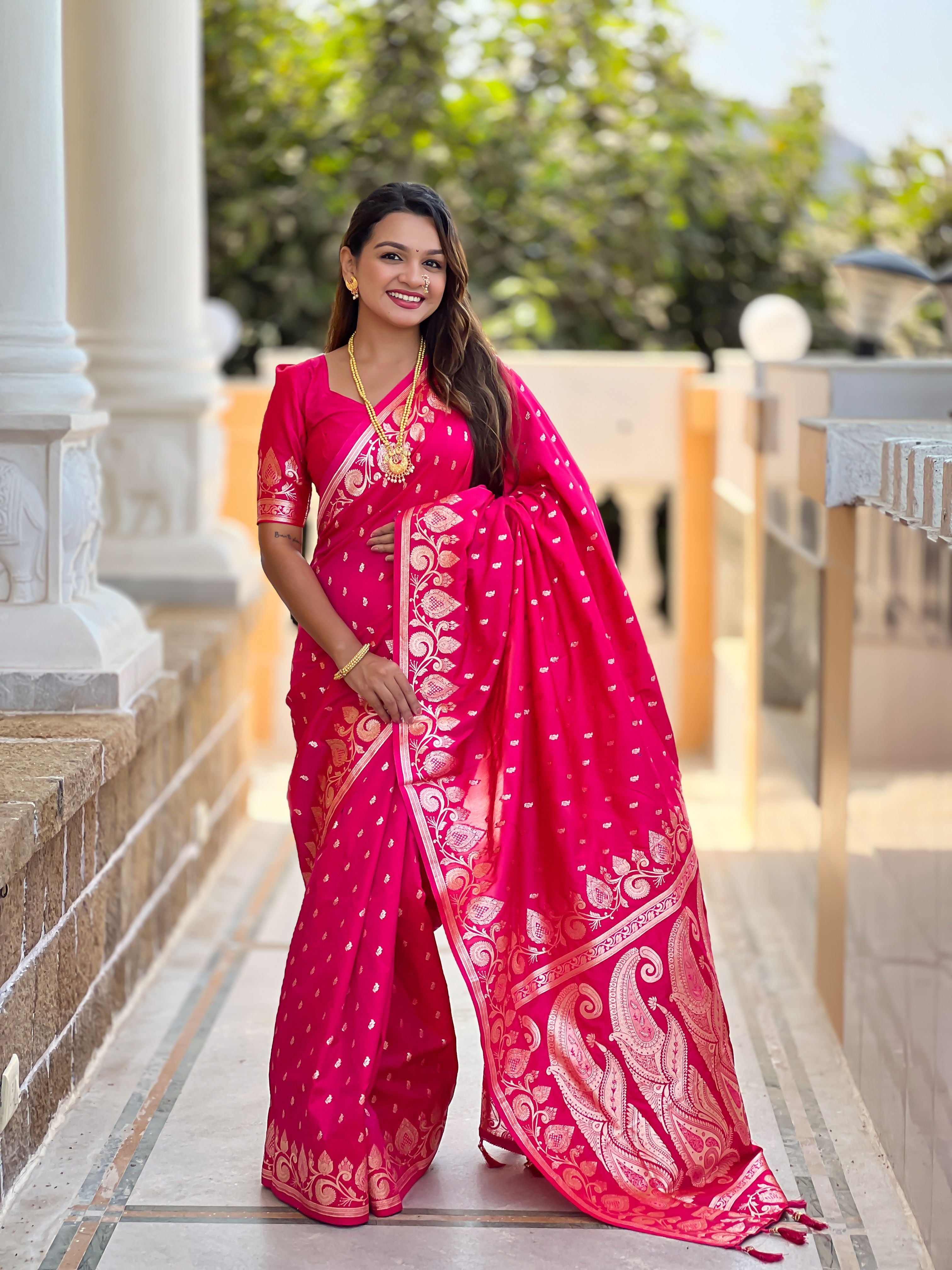 Pink Banarasi Silk Saree With Woven Jacquard Designer Partywear Saree