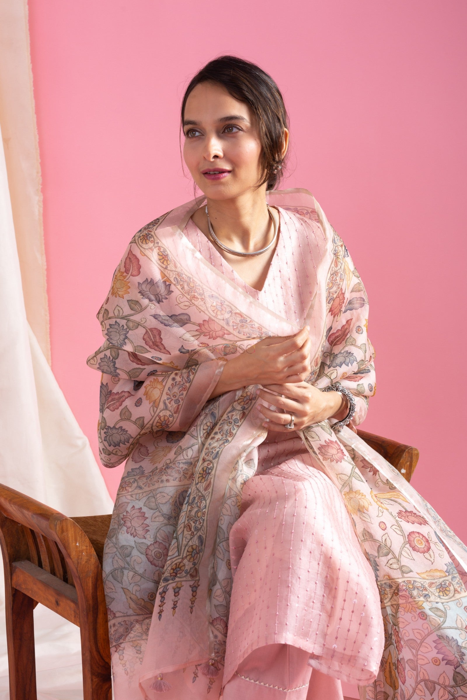Pink Chanderi Viscose Elegant Kurta Pant Set With Embroidery Work